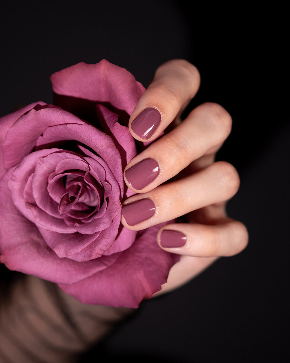 maniko-midnight-rose-uv-gel-strips image 3