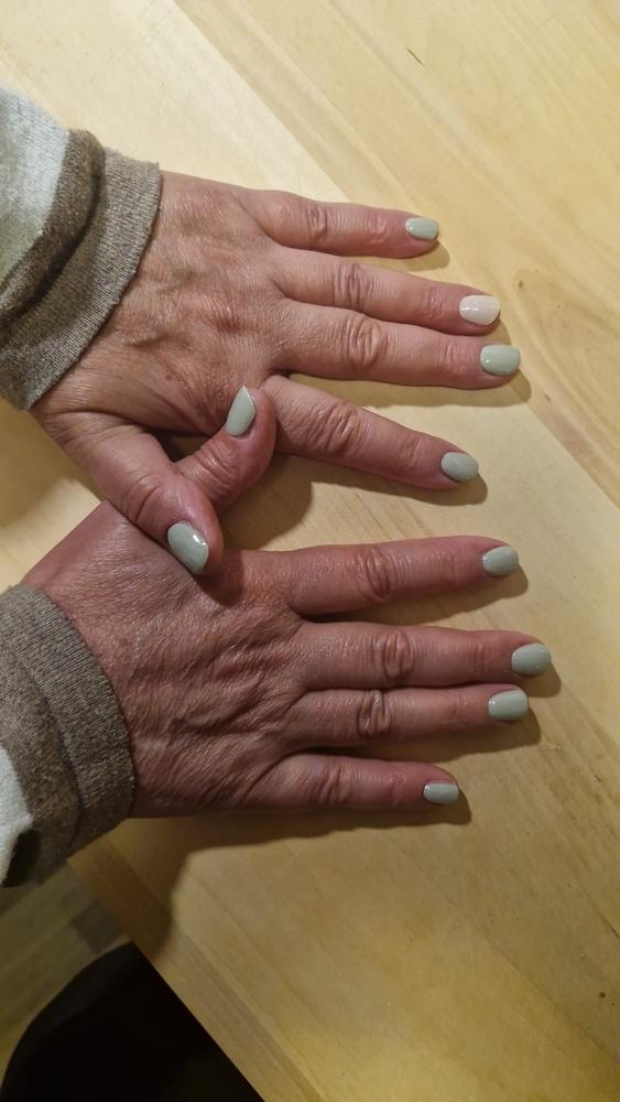 Farbe top, Halt mittel