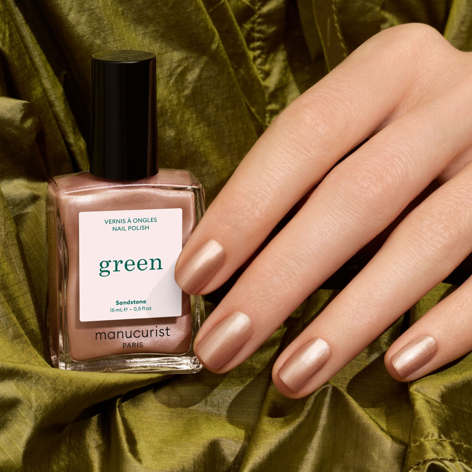 manucurist-green-sandstone-nagellack-latte-braun-perlmutt image 5