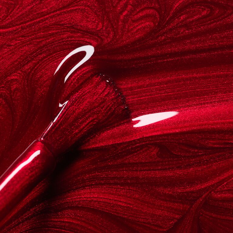 manucurist-green-red-hibiscus-nagellack-schimmerrot image 5