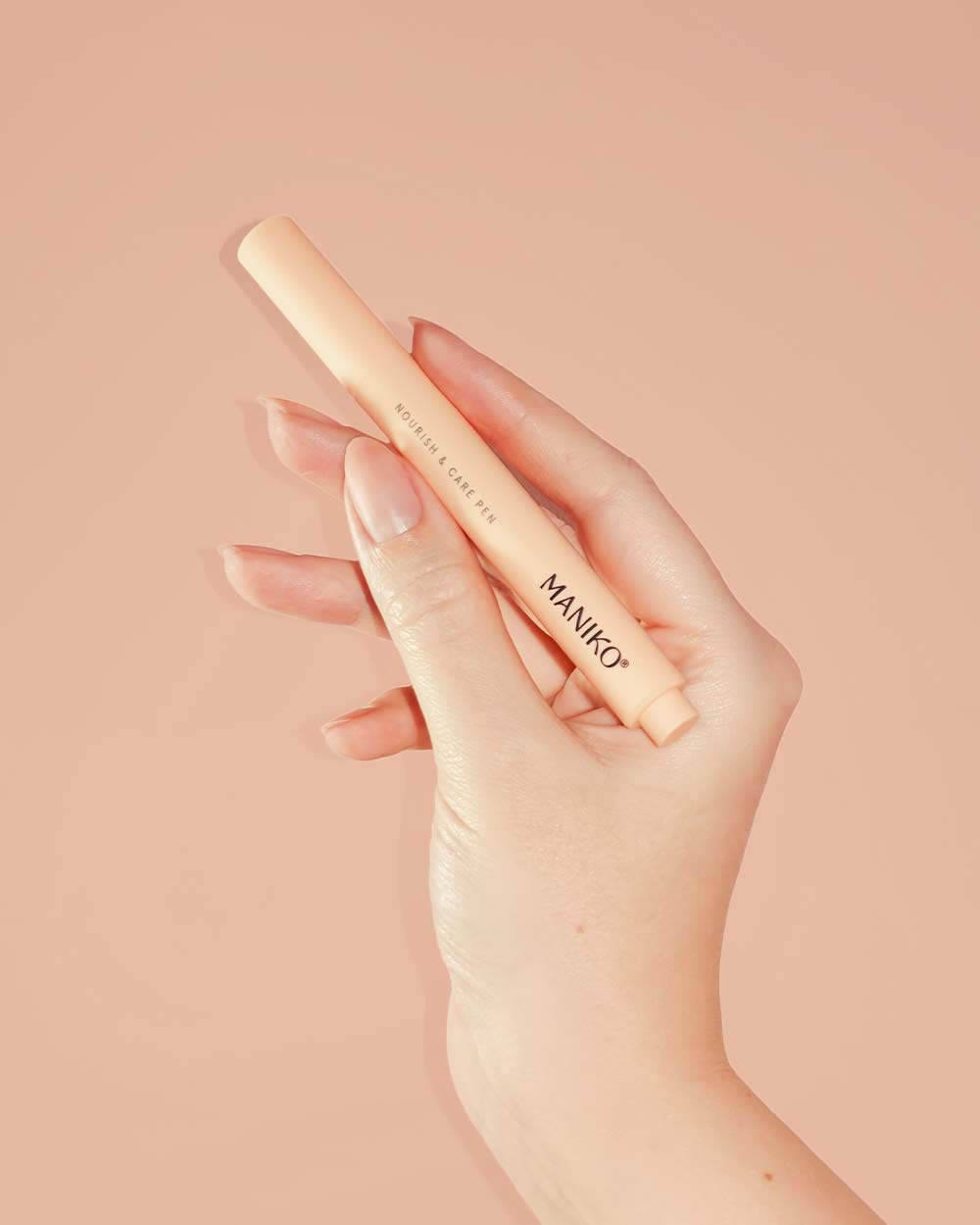 maniko-nourish-care-pen-nagelpflege-stift image 5
