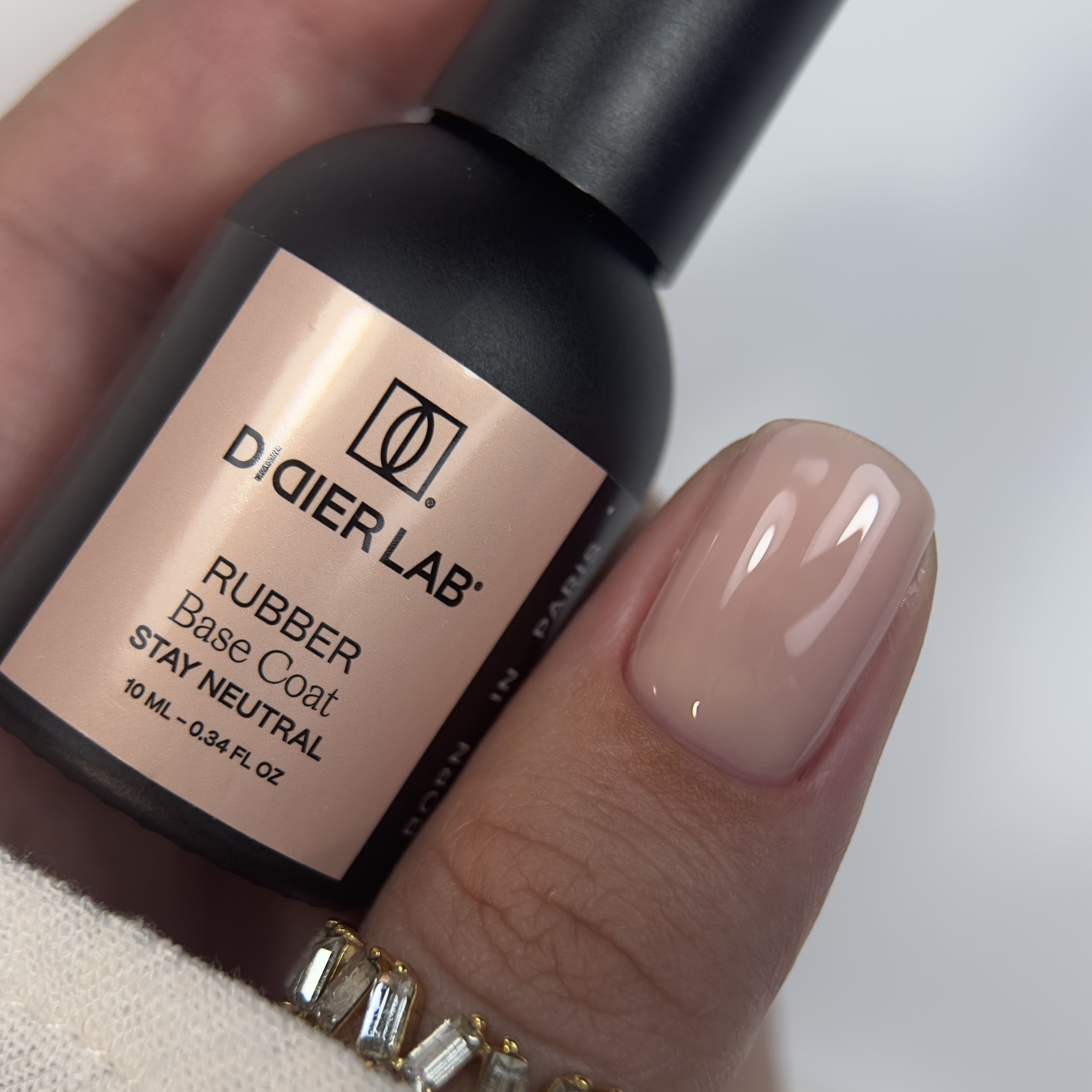 didier-lab-rubber-base-coat-stay-neutral-10ml-hema-tpo-frei image 6