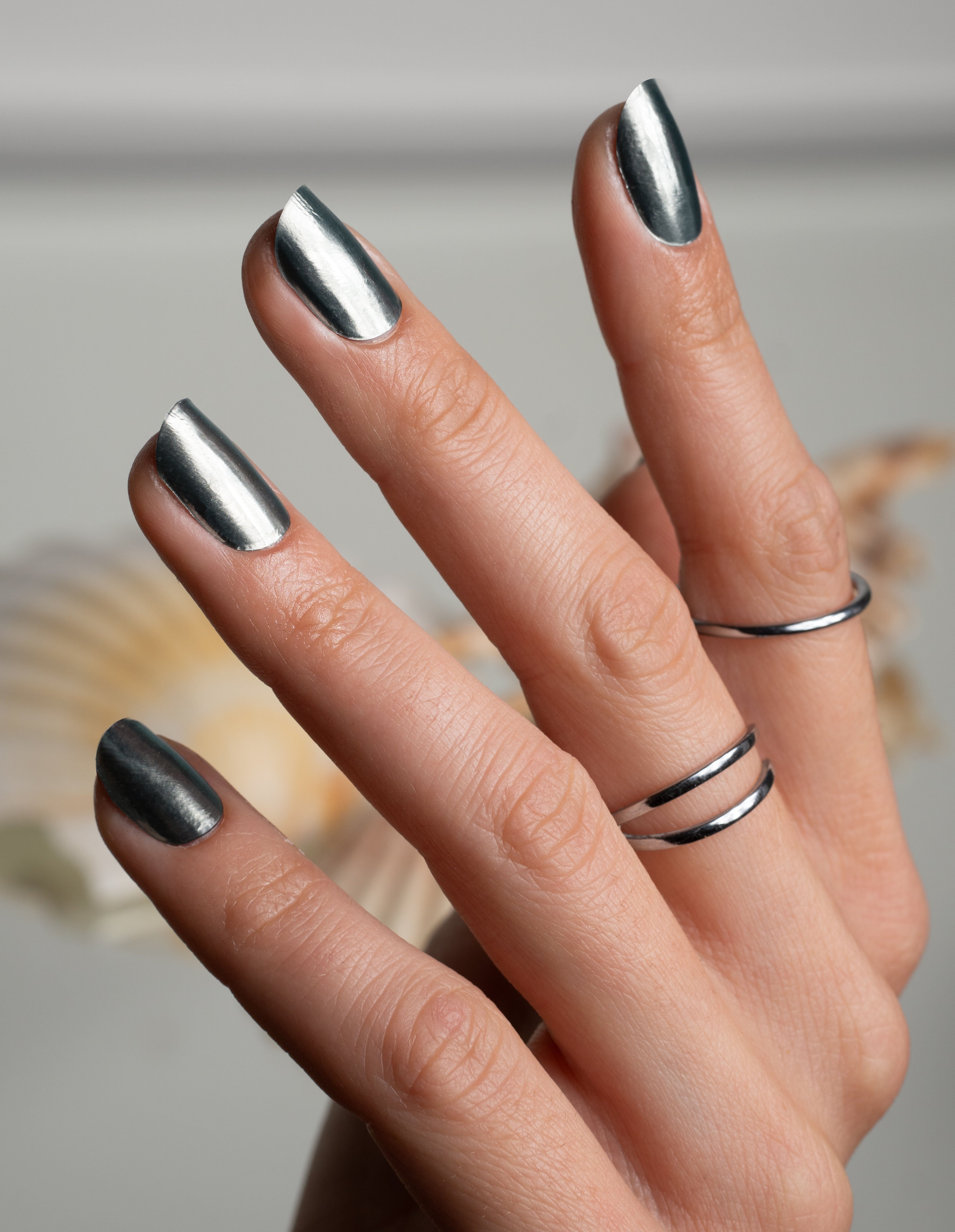 miss-sophie-chrome-silver-uv-gel-wraps image 3