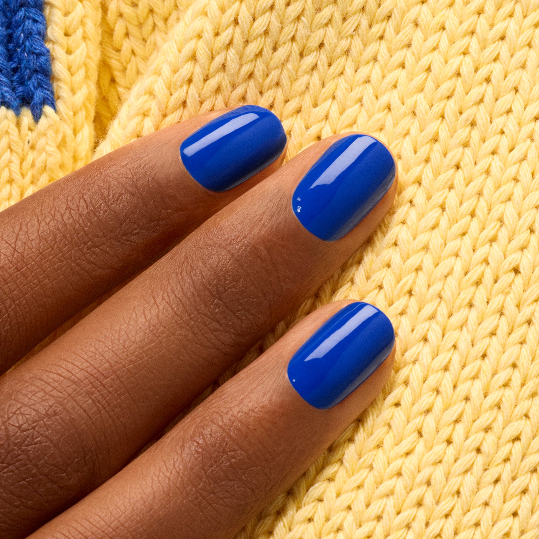 manucurist-green-nagellack-ultramarine-elektrisch-blau image 4