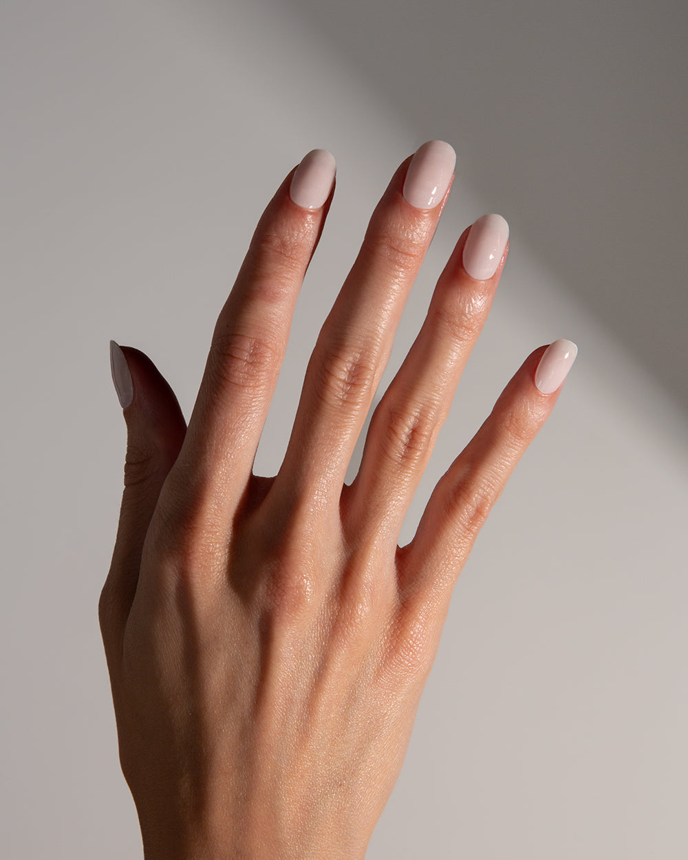 maniko-milky-sheer-uv-gel-strips image 2