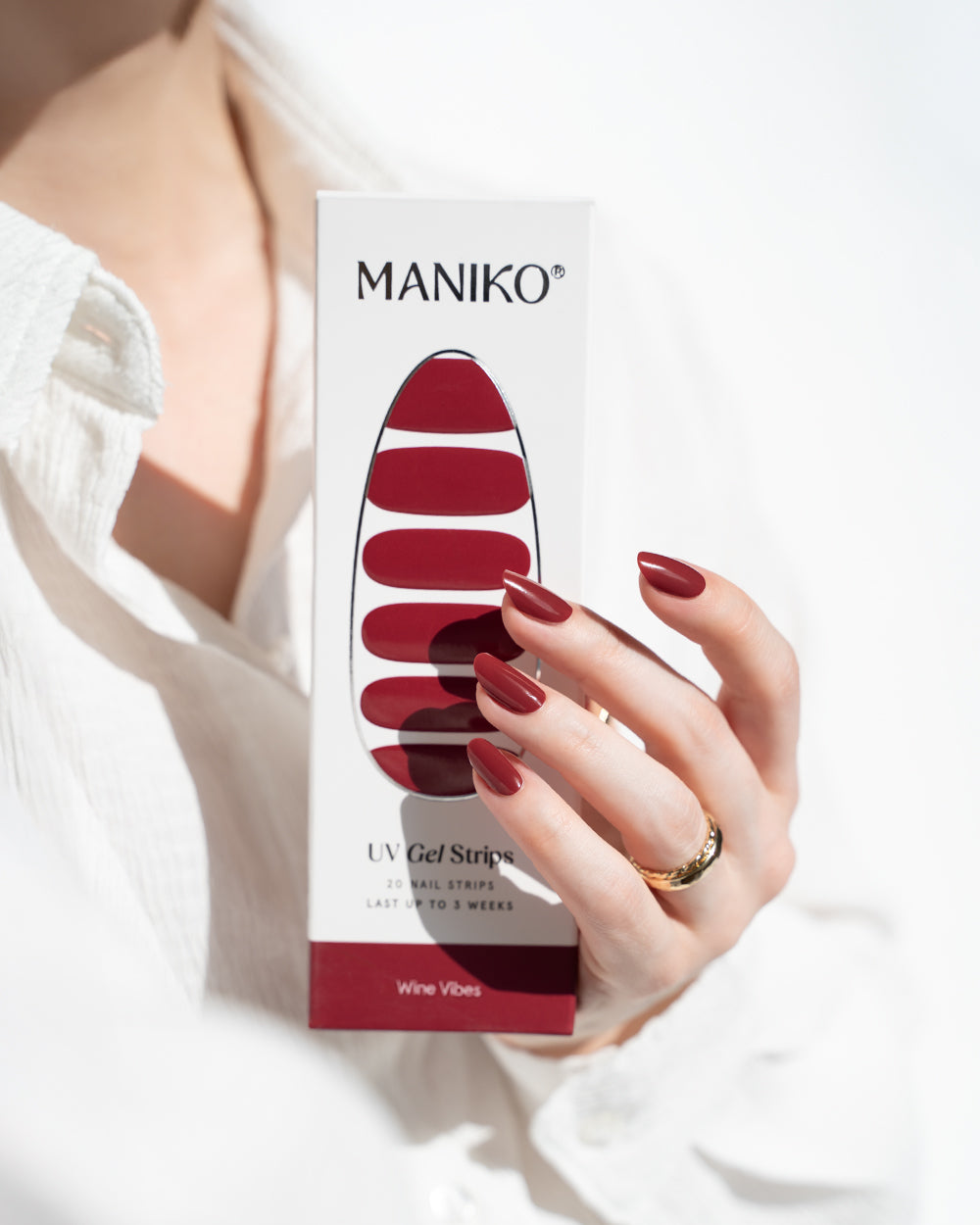 maniko-wine-vibes-uv-gel-strips image 3