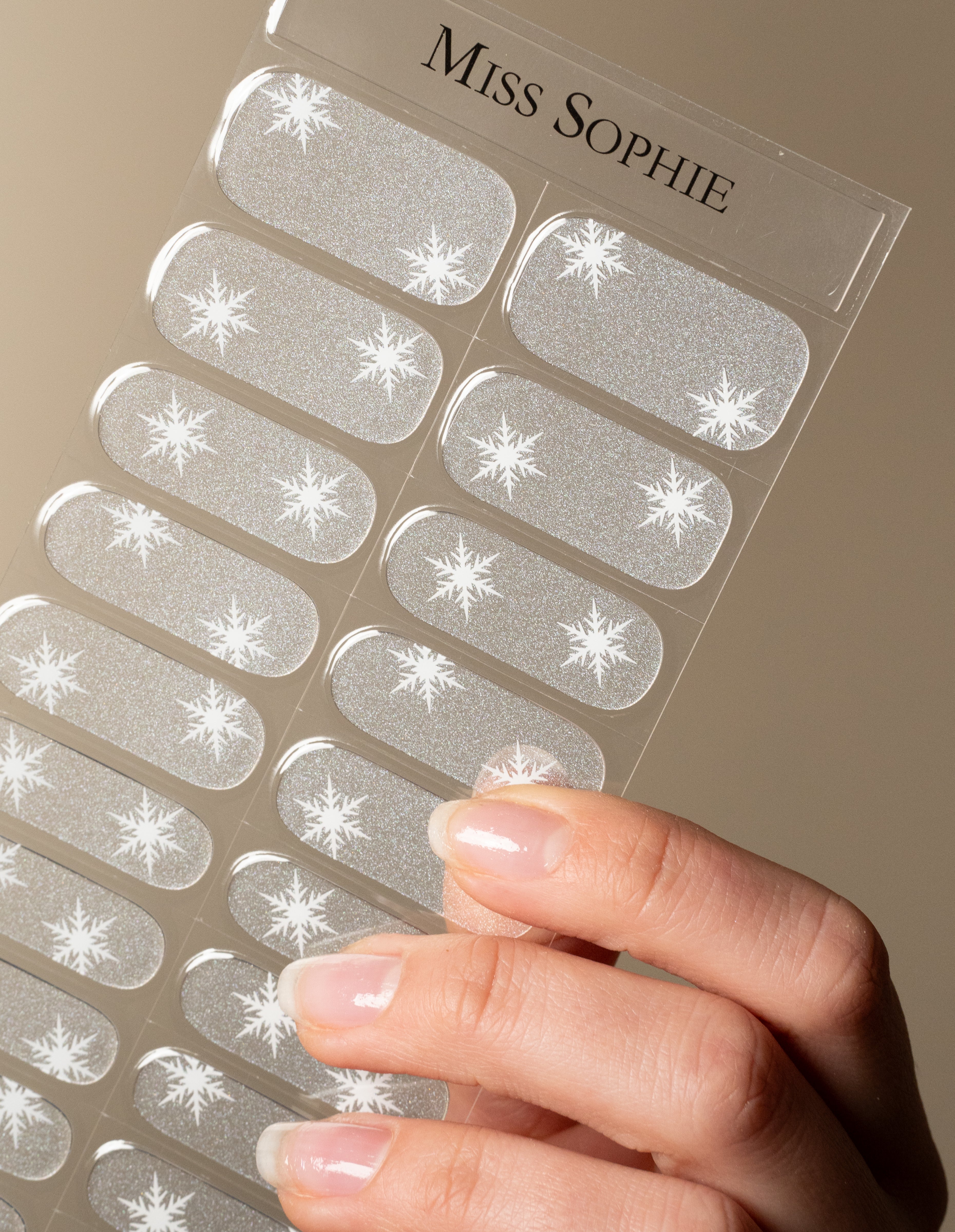 miss-sophie-break-the-ice-uv-gel-nagelfolien image 3
