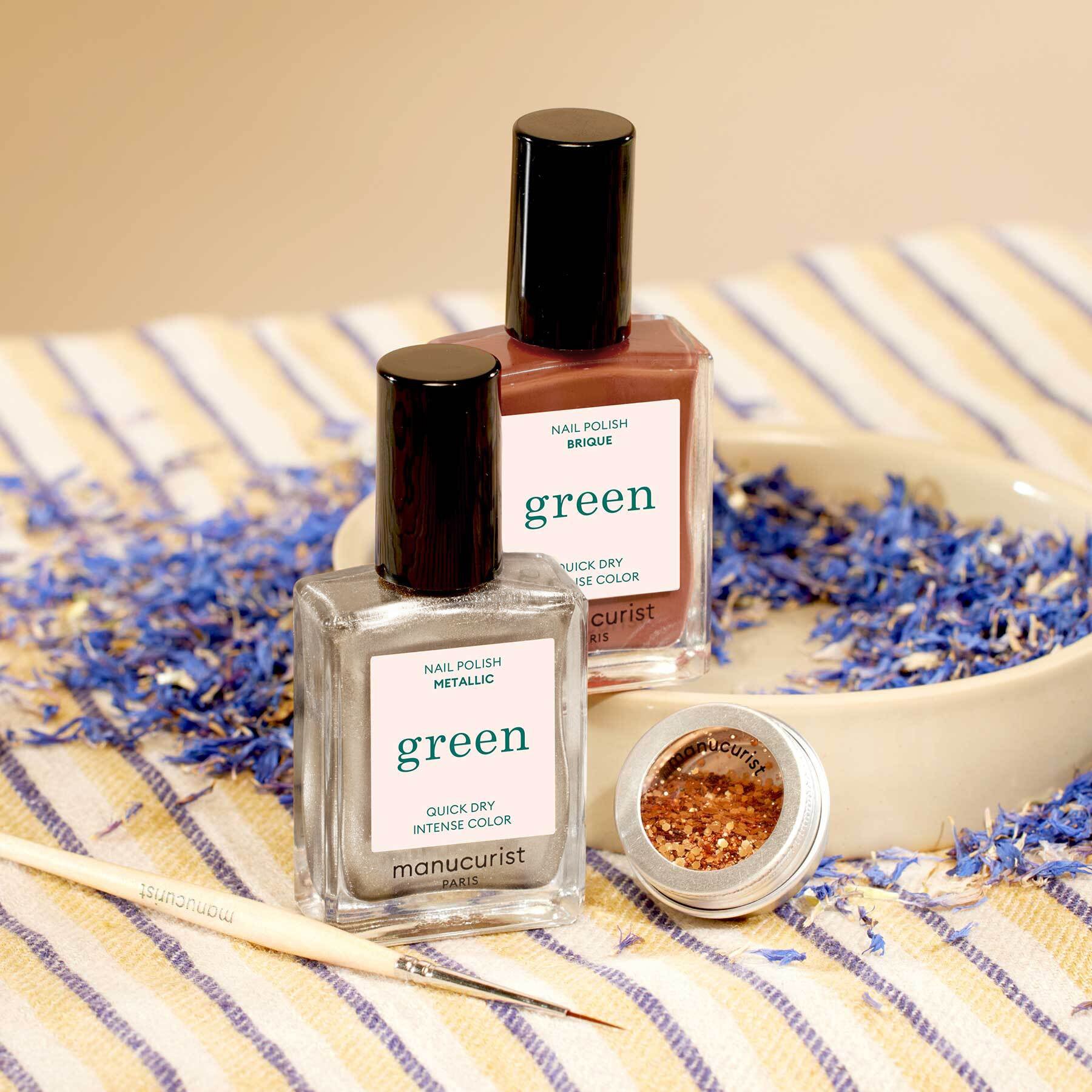 manucurist-oriental-vibe-green-nagelart-set-brique-metallic-liner-pailletten image 3