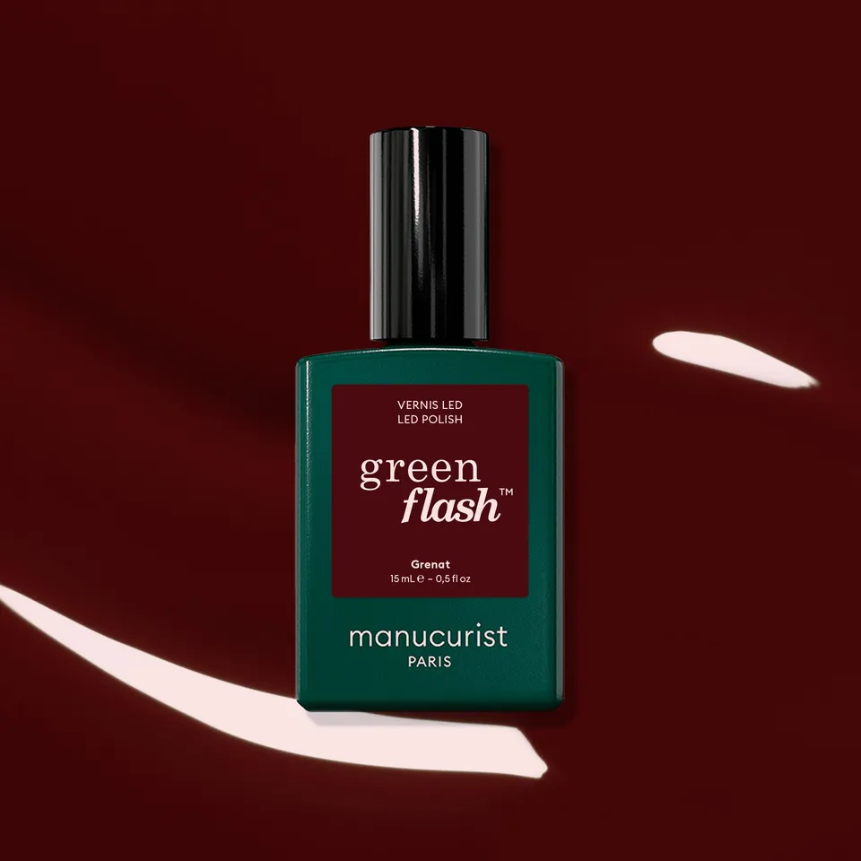 manucurist-green-flash-grenat-gel-nagellack-mahagoni-rot image 1