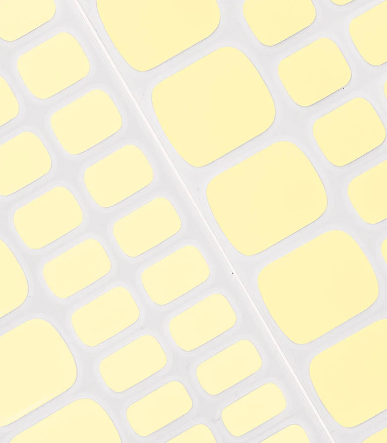 pink-gellac-445-butter-yellow-set-gel-nagellack-pedik-re-gel-sticker-bundle image 6