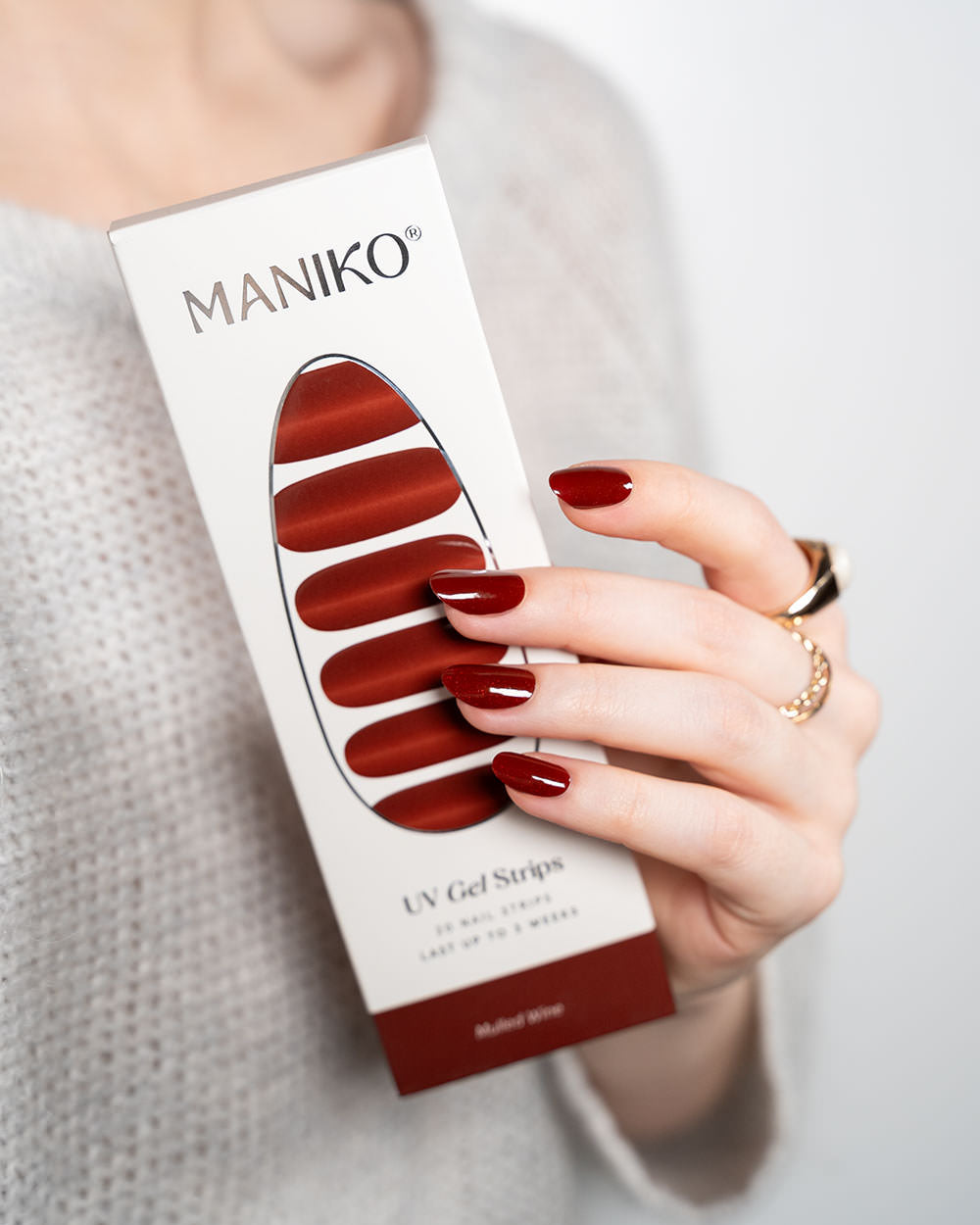 maniko-mulled-wine-uv-gel-strips image 5