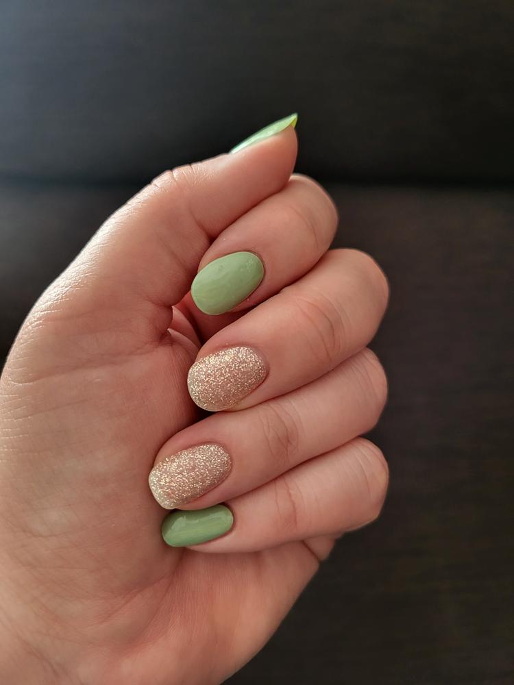 Farbe top, Halt mittel