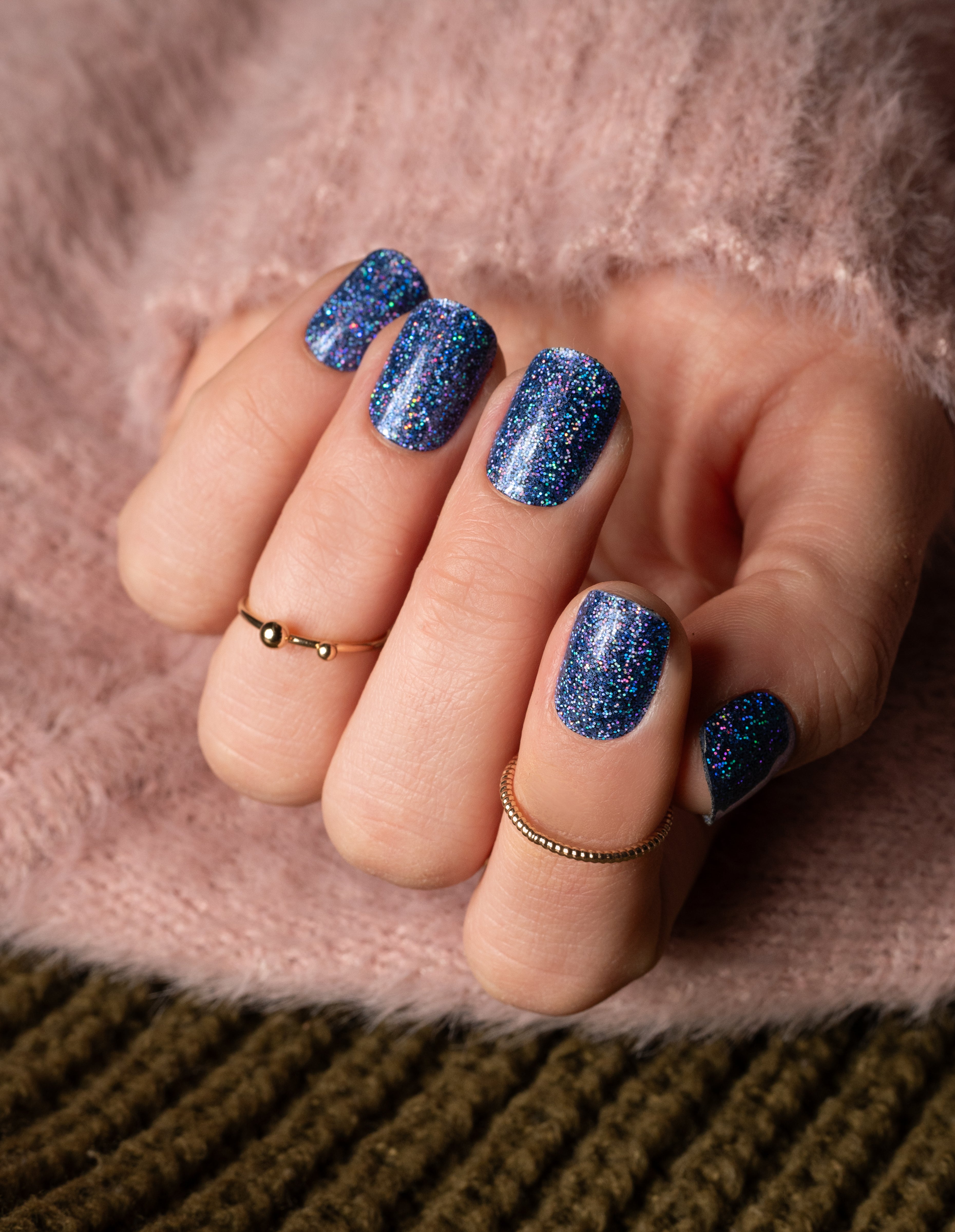 miss-sophie-aurora-uv-gel-nail-wraps-blau-glitzer image 4