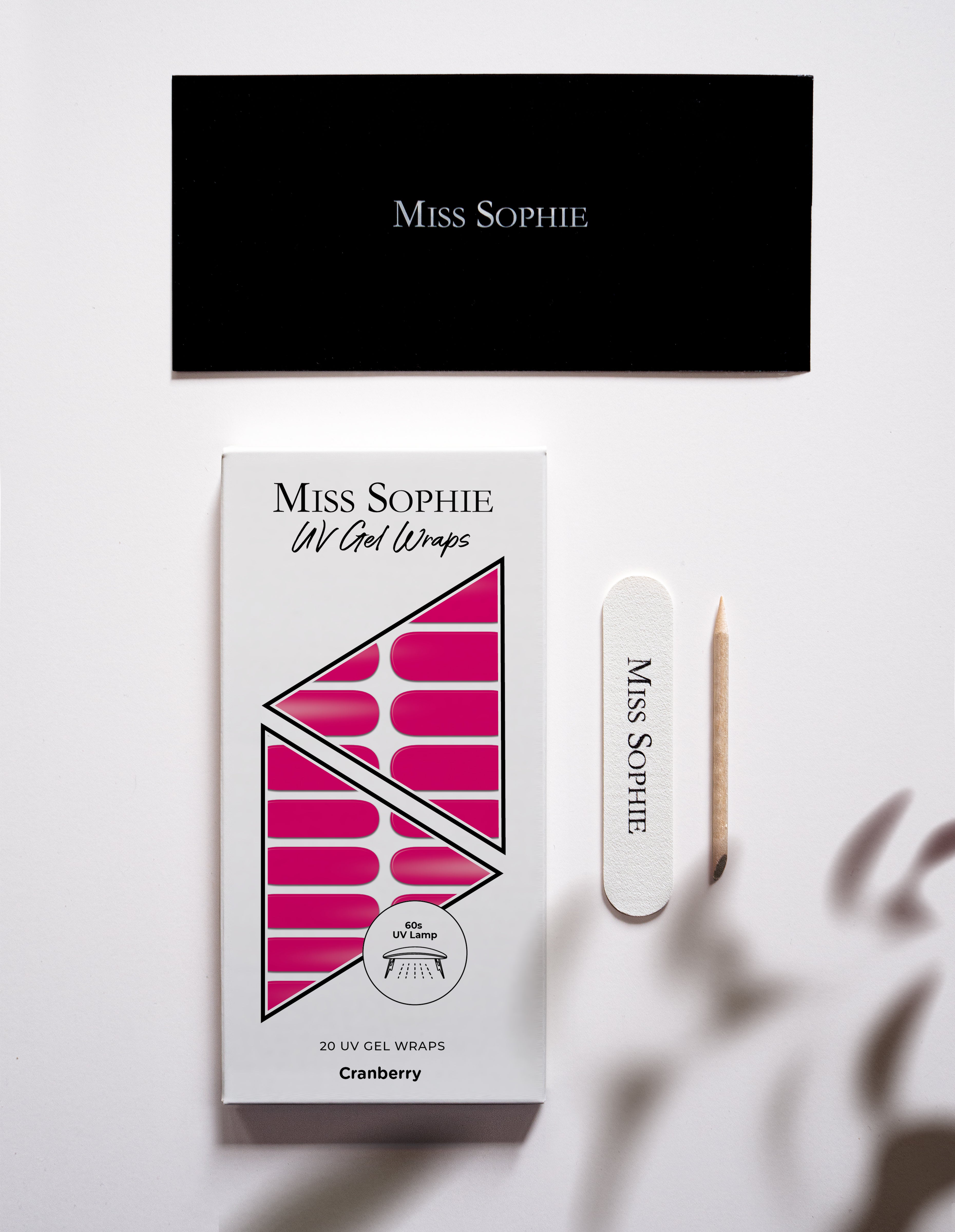 miss-sophie-cranberry-uv-gel-nagelfolien image 4