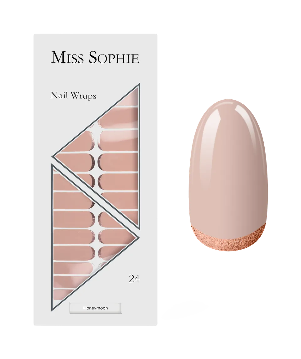 miss-sophie-honeymoon-nail-wraps-in-pudrigem-ros-mit-metallic image 1