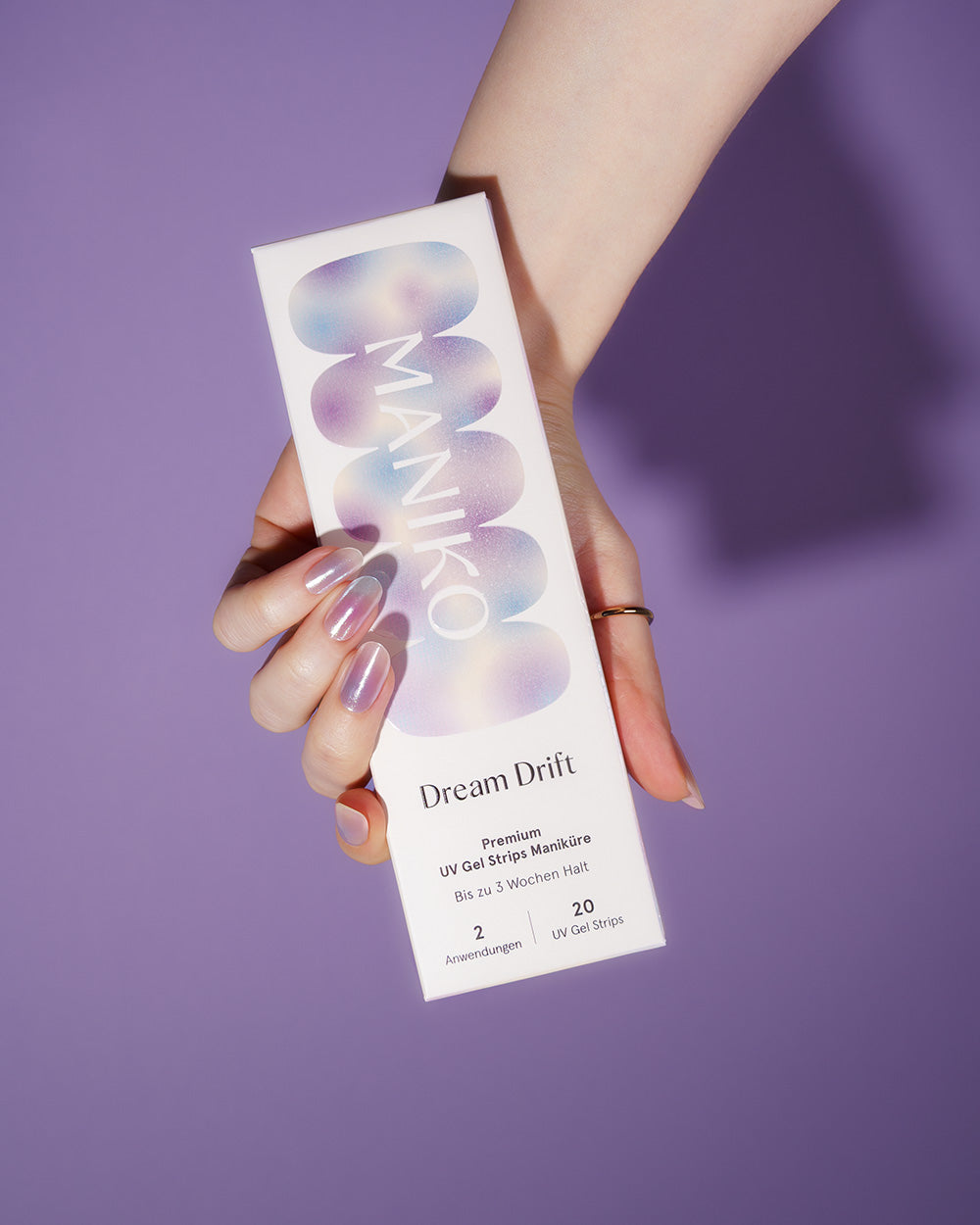 maniko-dream-drift-uv-gel-strips image 4