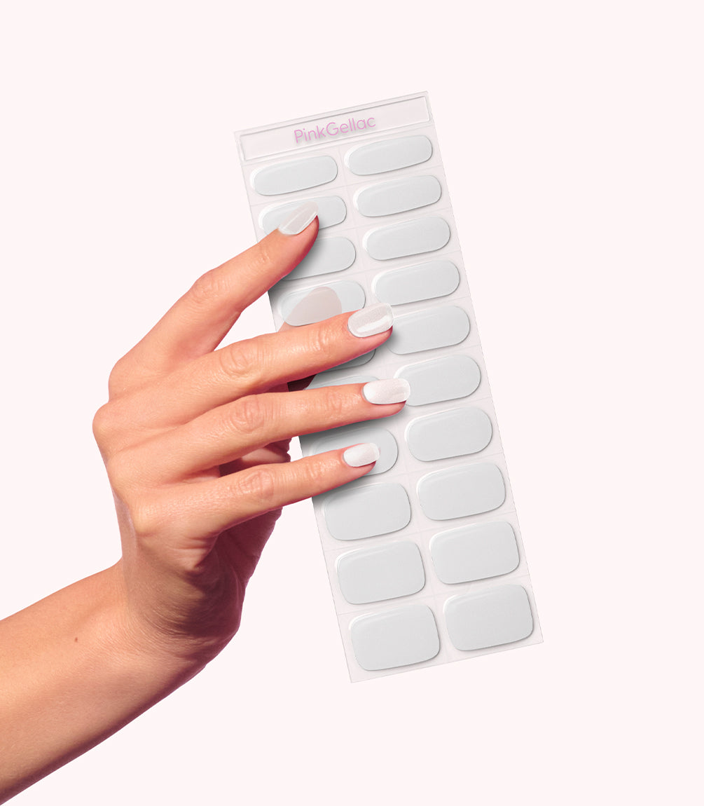 pink-gellac-014-pearly-chrome-gel-nail-stickers-wei-perleffekt image 1