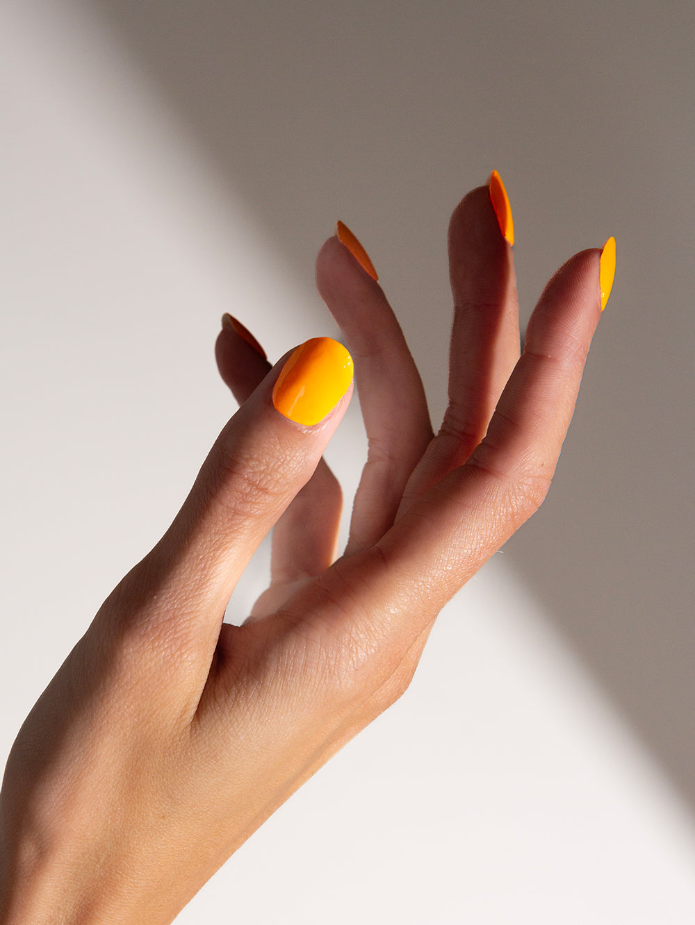 maniko-neon-orange-uv-gel-strips-manik-re image 4