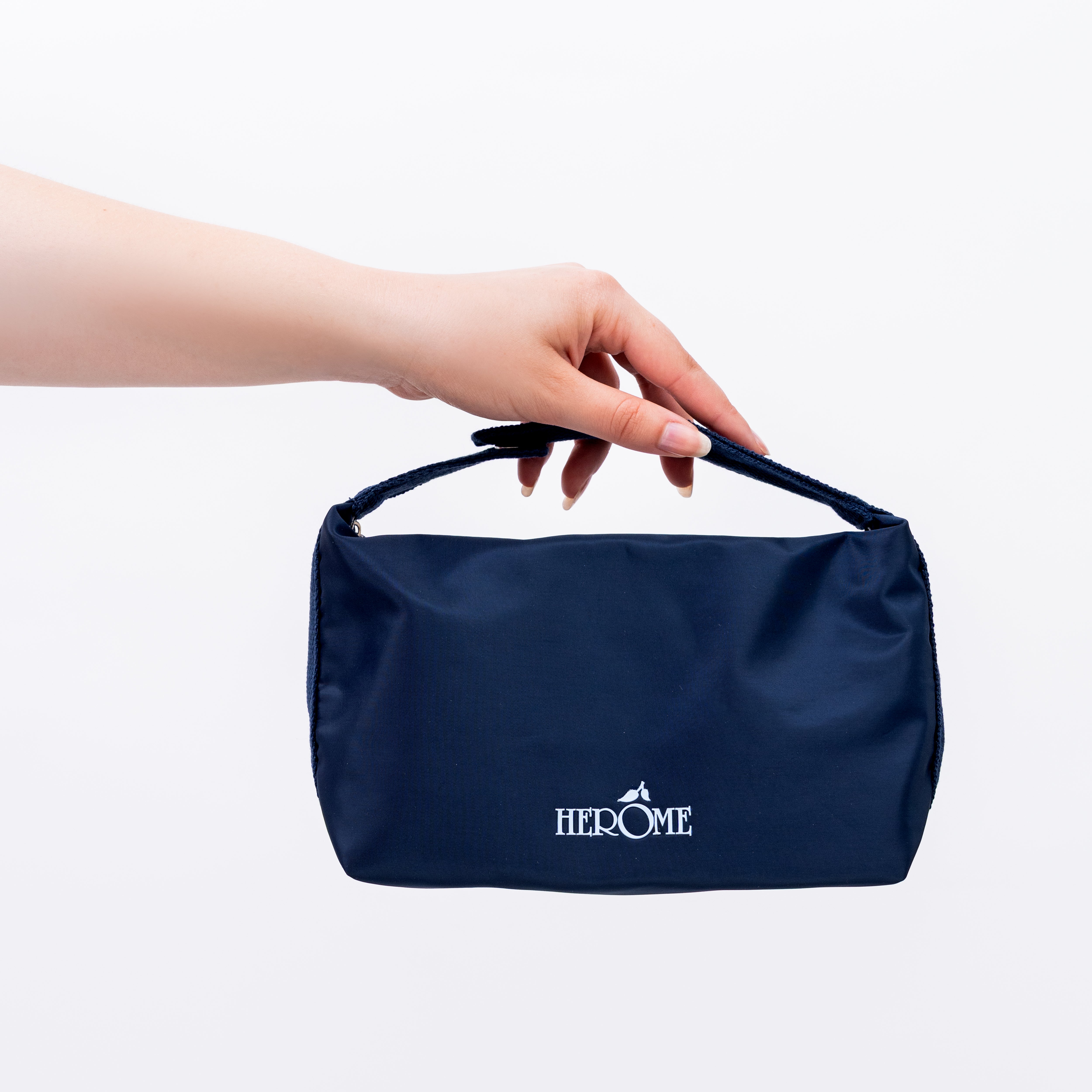 her-me-beauty-bag-kosmetiktasche-dunkelblau-nylon image 2