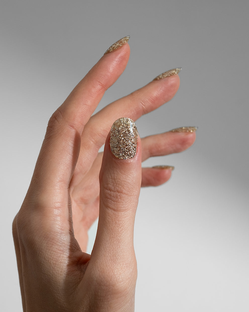 maniko-glittery-gold-uv-uv-gel-strips image 6