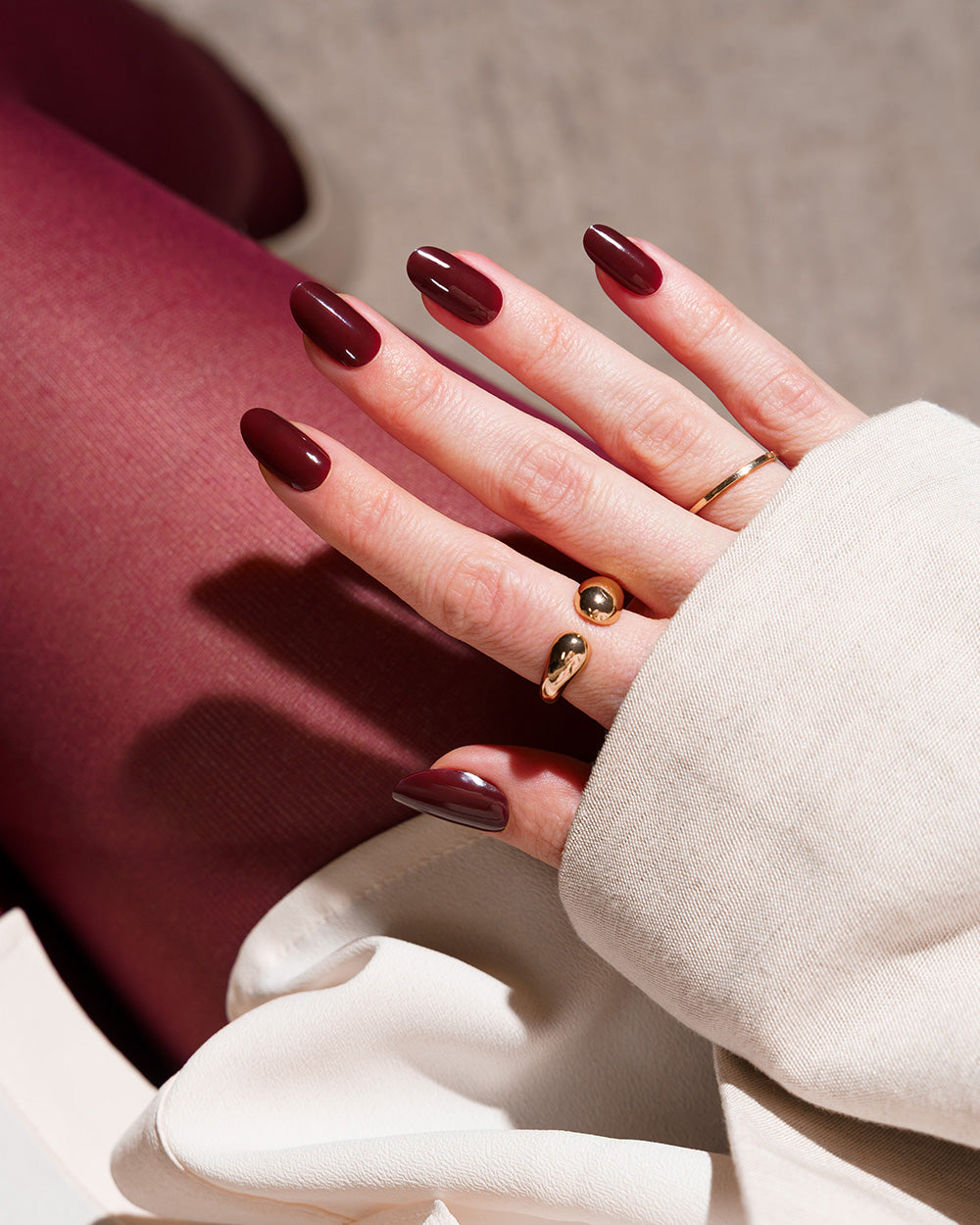 maniko-burgundy-sheer-uv-uv-gel-strips-manik-re image 5