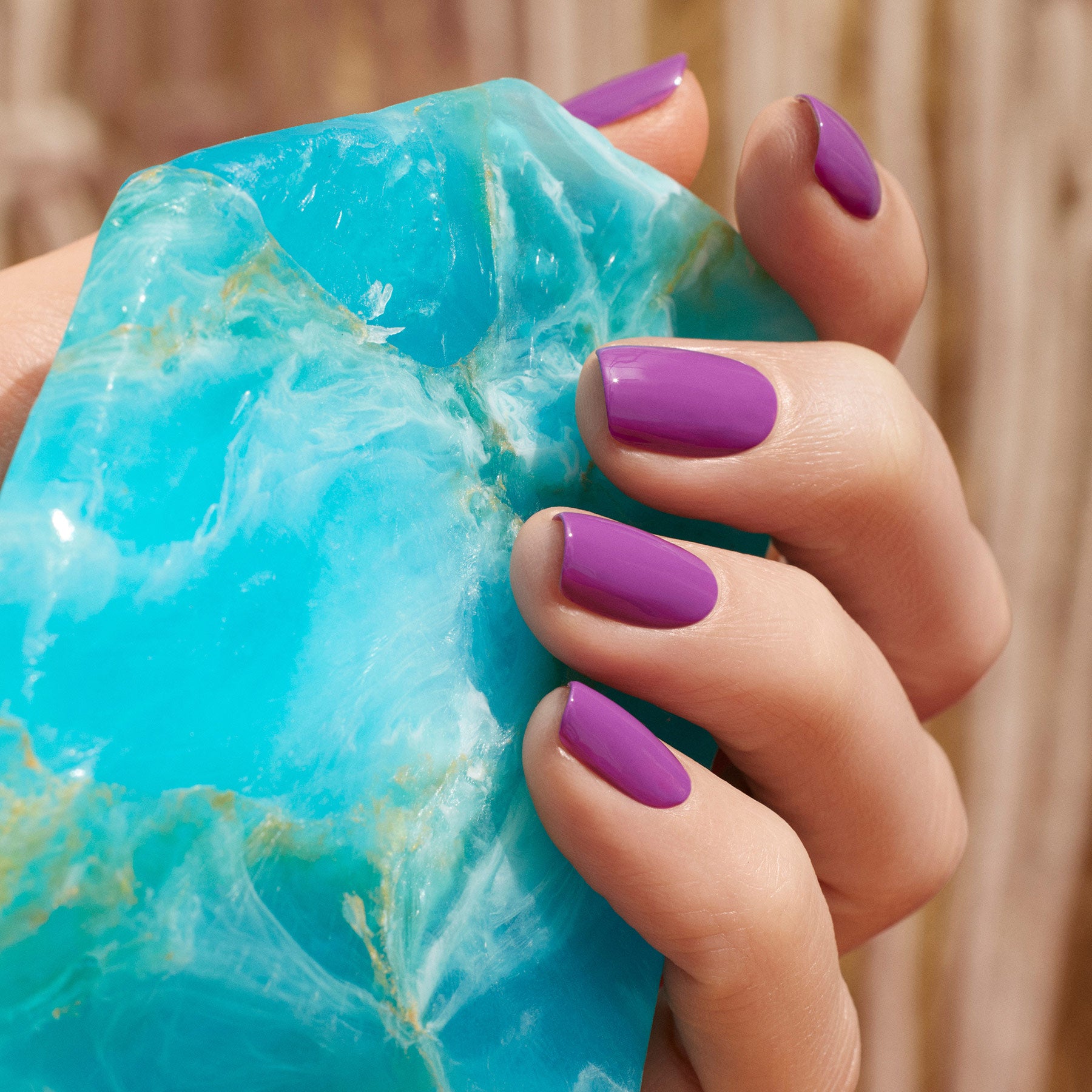 manucurist-green-flash-gel-lack-violette-retro-lila image 2