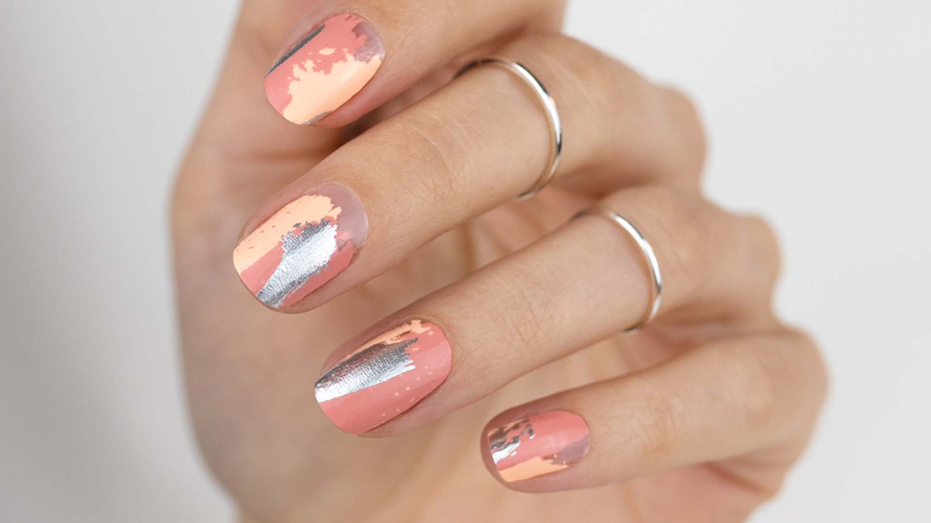 miss-sophie-ice-cream-uv-gel-nagelfolien-rosa-metallic image 3