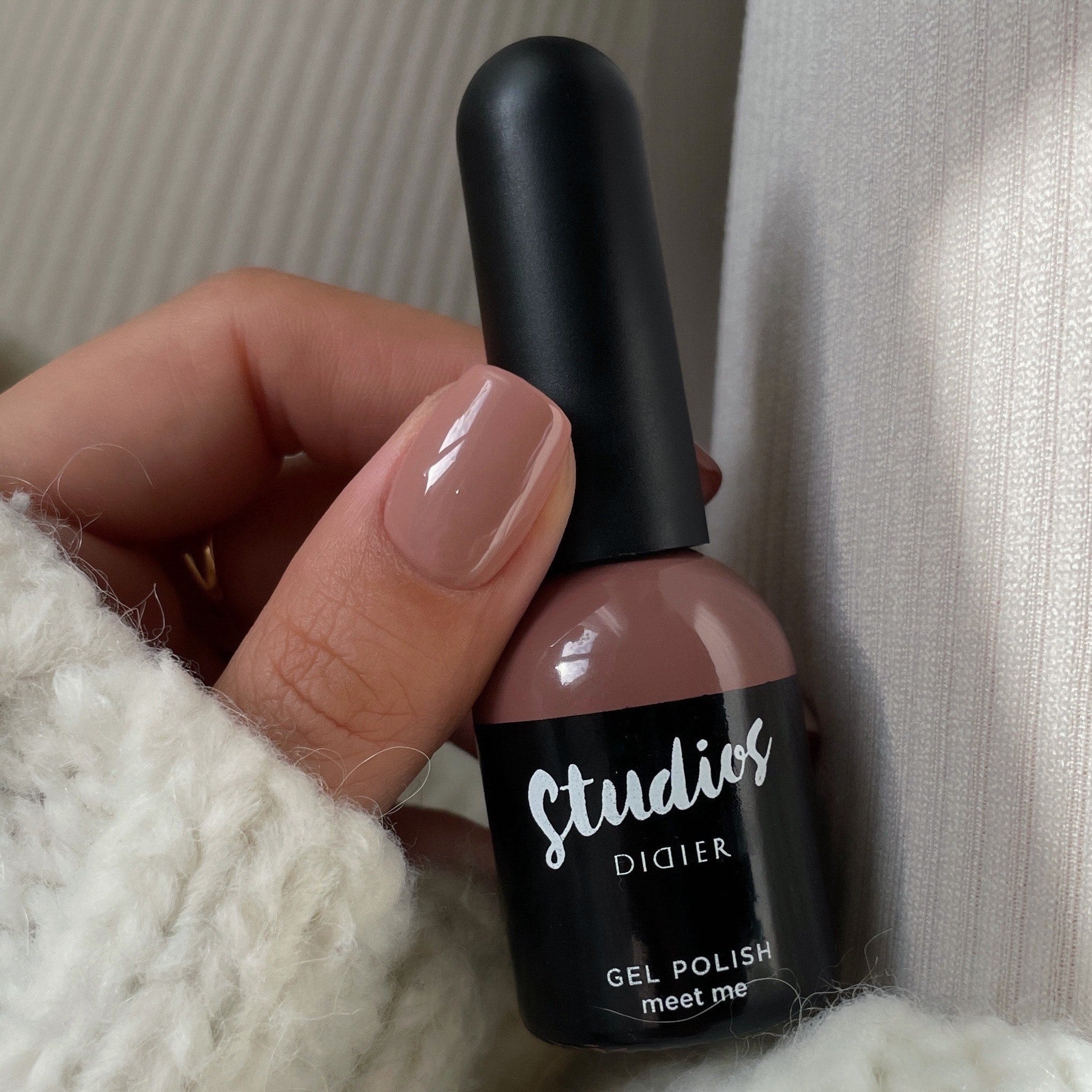 didier-lab-studios-didier-uv-nagellack-meet-me-8-ml image 3
