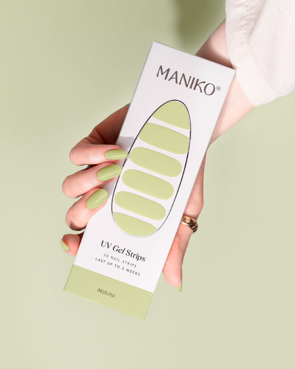 maniko-matcha-uv-uv-gel-strips image 2
