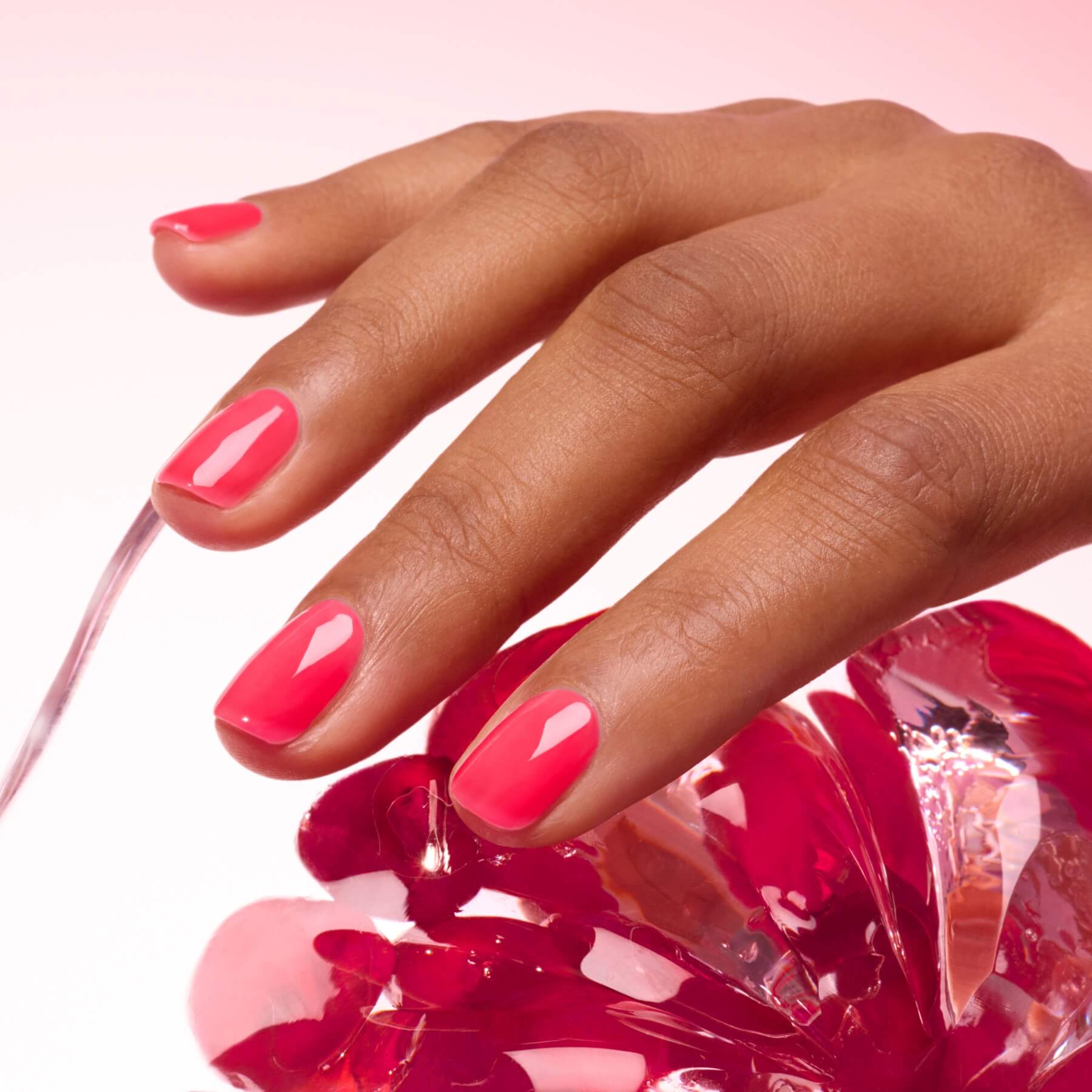 manucurist-green-jelly-nagellack-pomme-d-amour-himbeerrosa-transluzent image 3