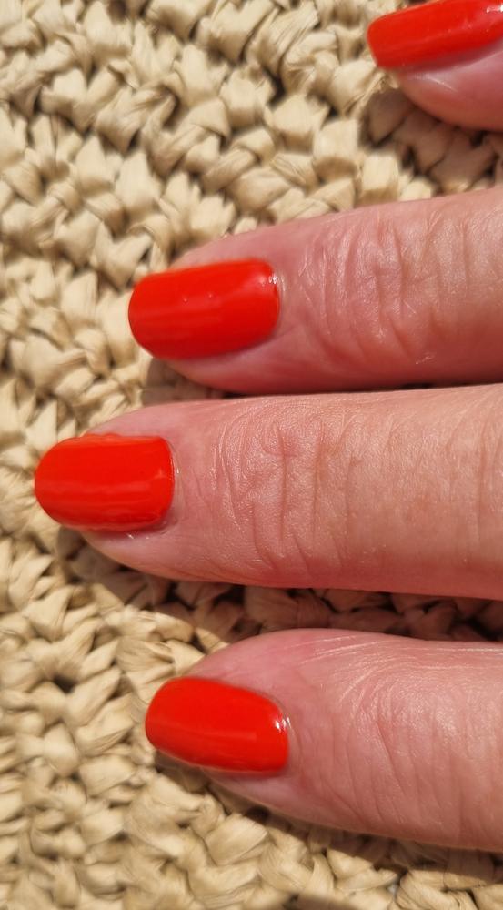 Knallige Farbe, hält super