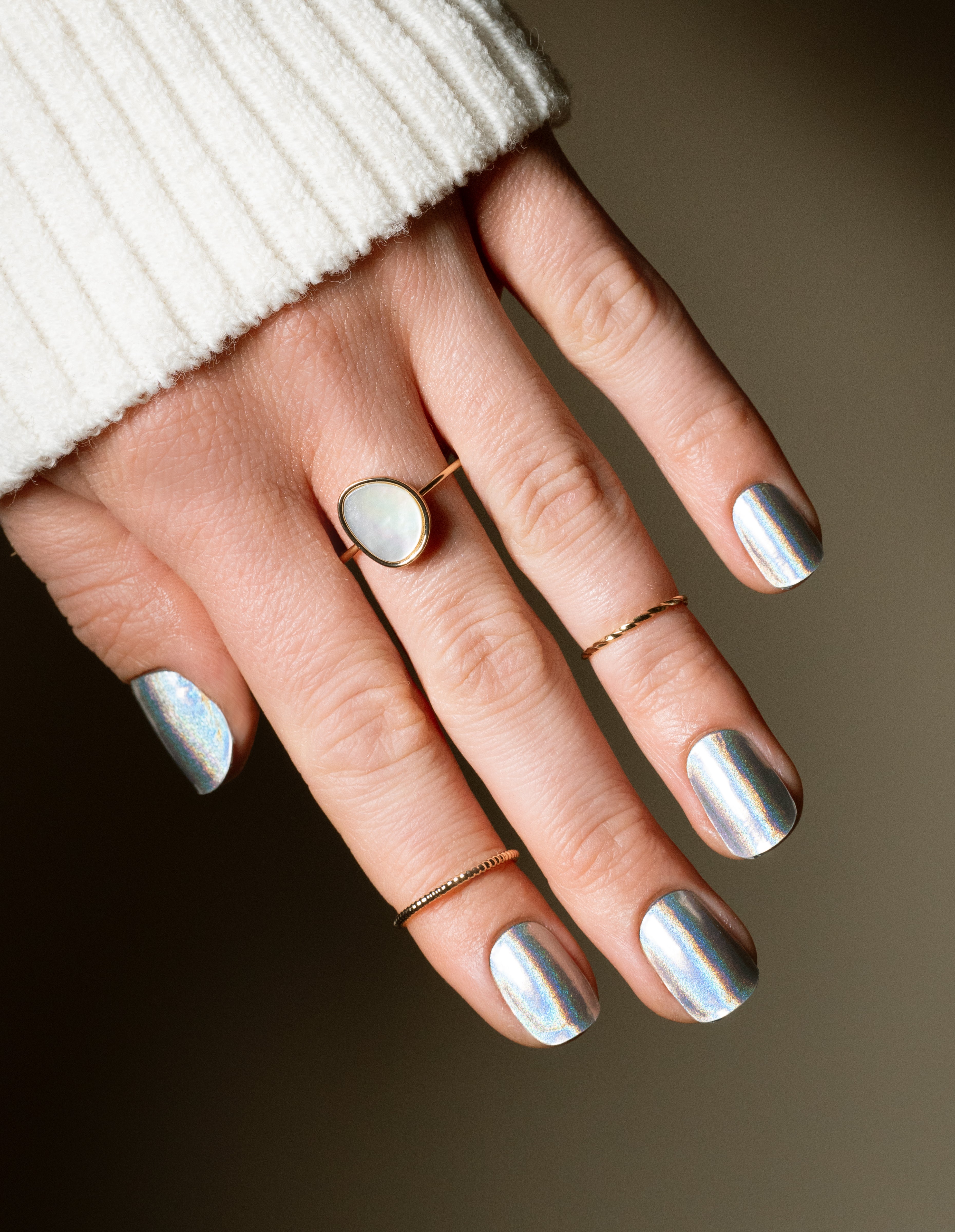 miss-sophie-moonstone-uv-gel-nagelfolien-metallic image 4
