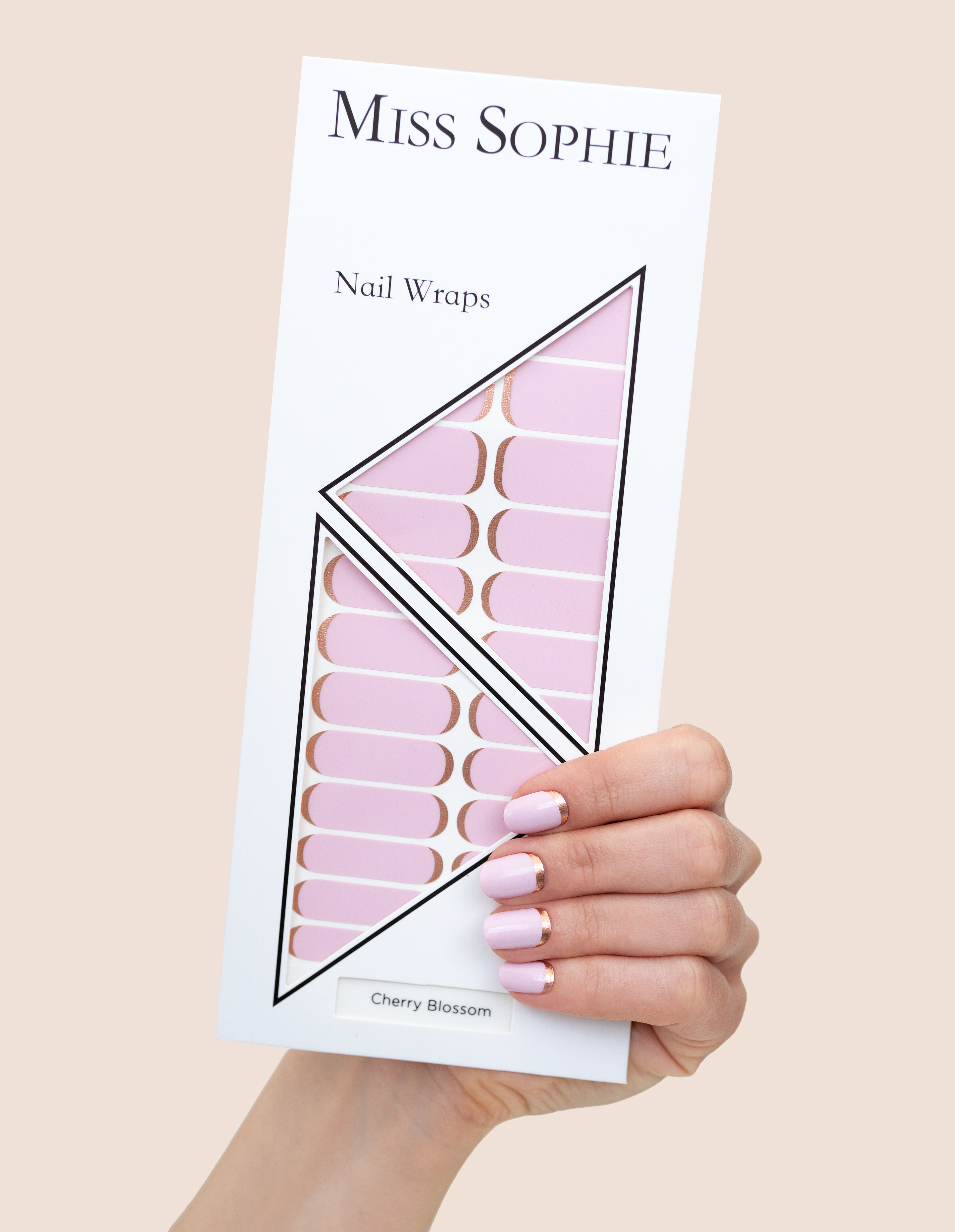 miss-sophie-cherry-blossom-nail-wraps-in-pink-mit-ros-gold-sichel image 5