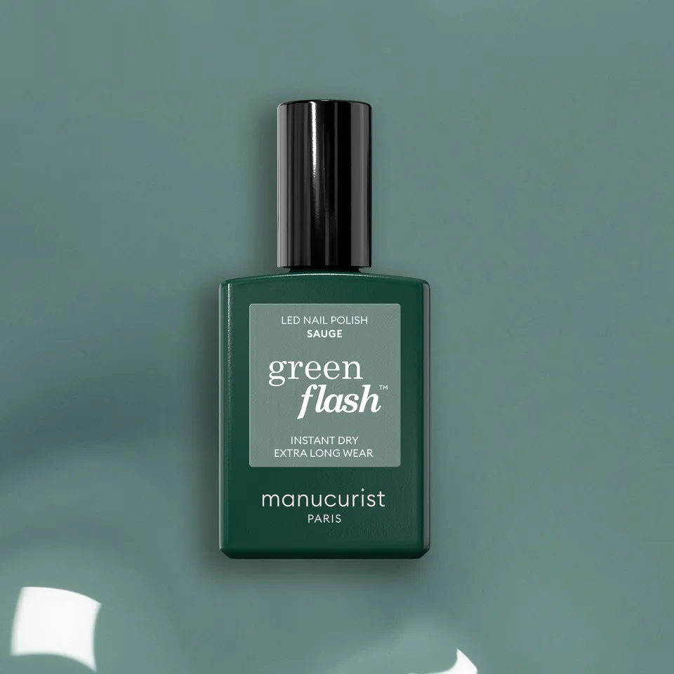 manucurist-green-flash-sauge-gel-nagellack-salbeigrau image 1