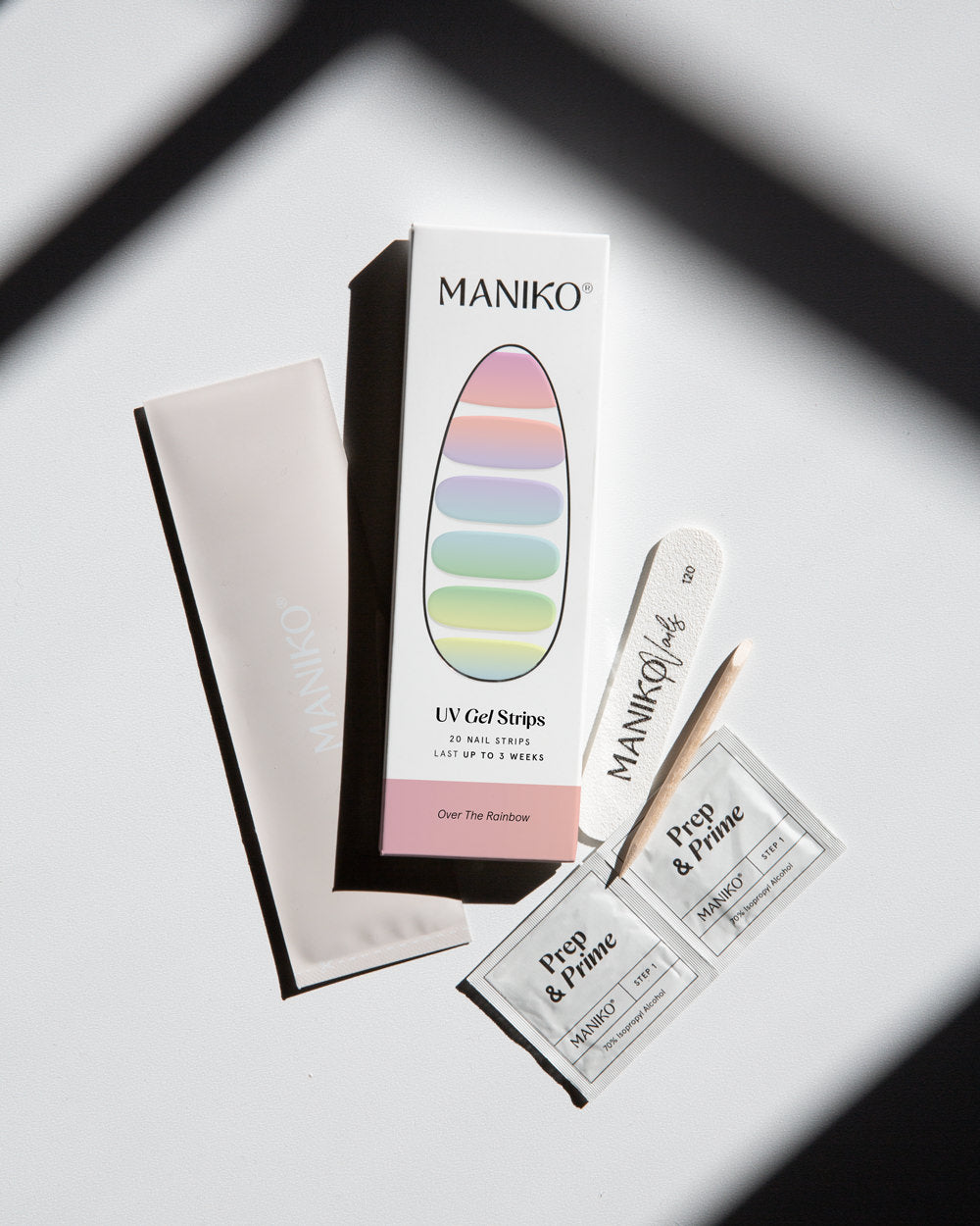 maniko-over-the-rainbow-uv-uv-gel-strips-regenbogen-verlauf image 5