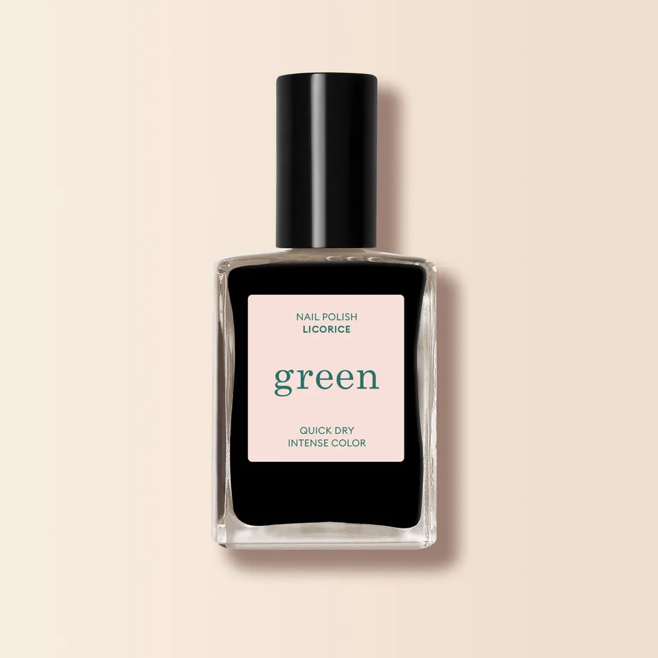 manucurist-green-licorice-klassischer-nagellack-schwarz image 1