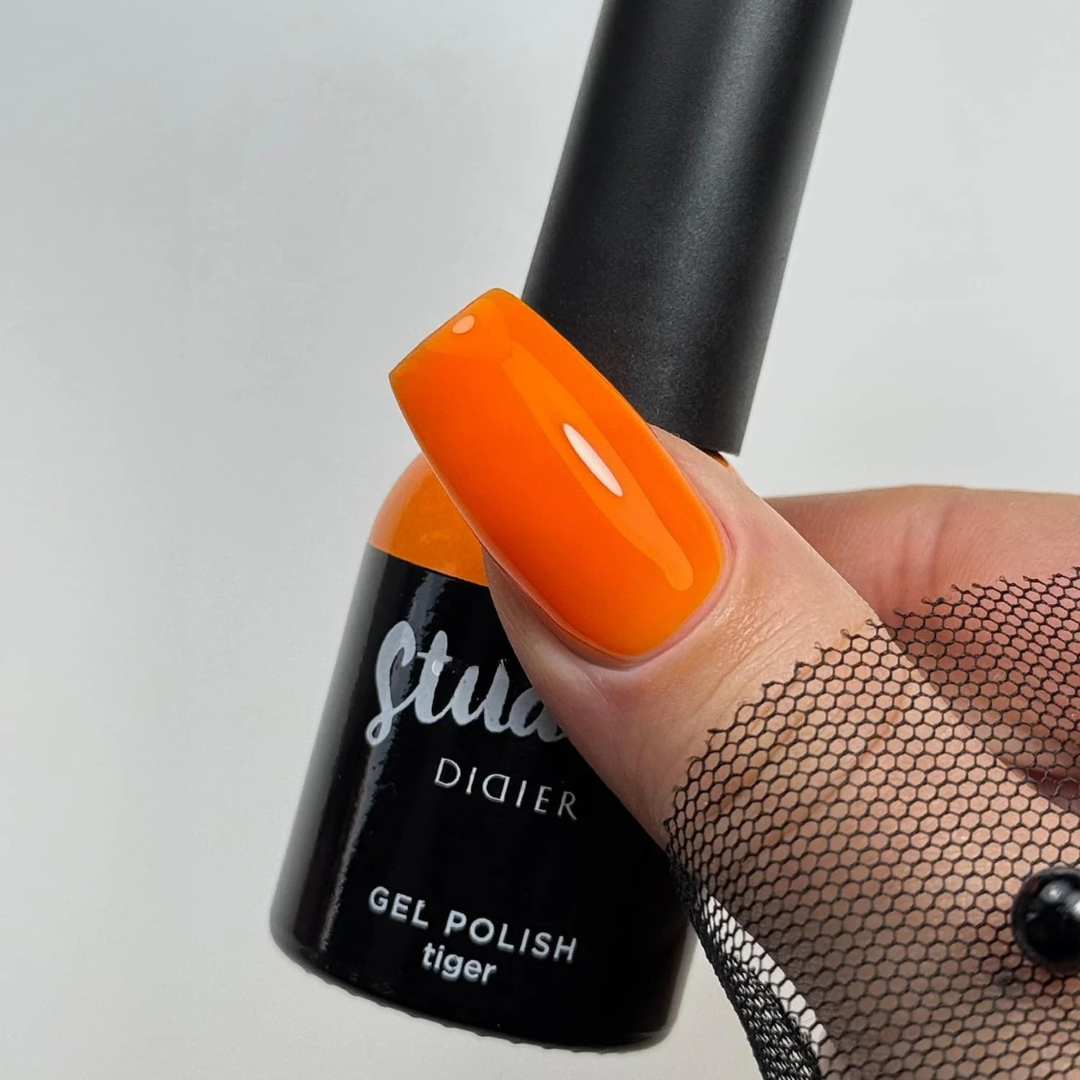 didier-lab-studios-didier-uv-nagellack-tiger-orange-8ml image 1
