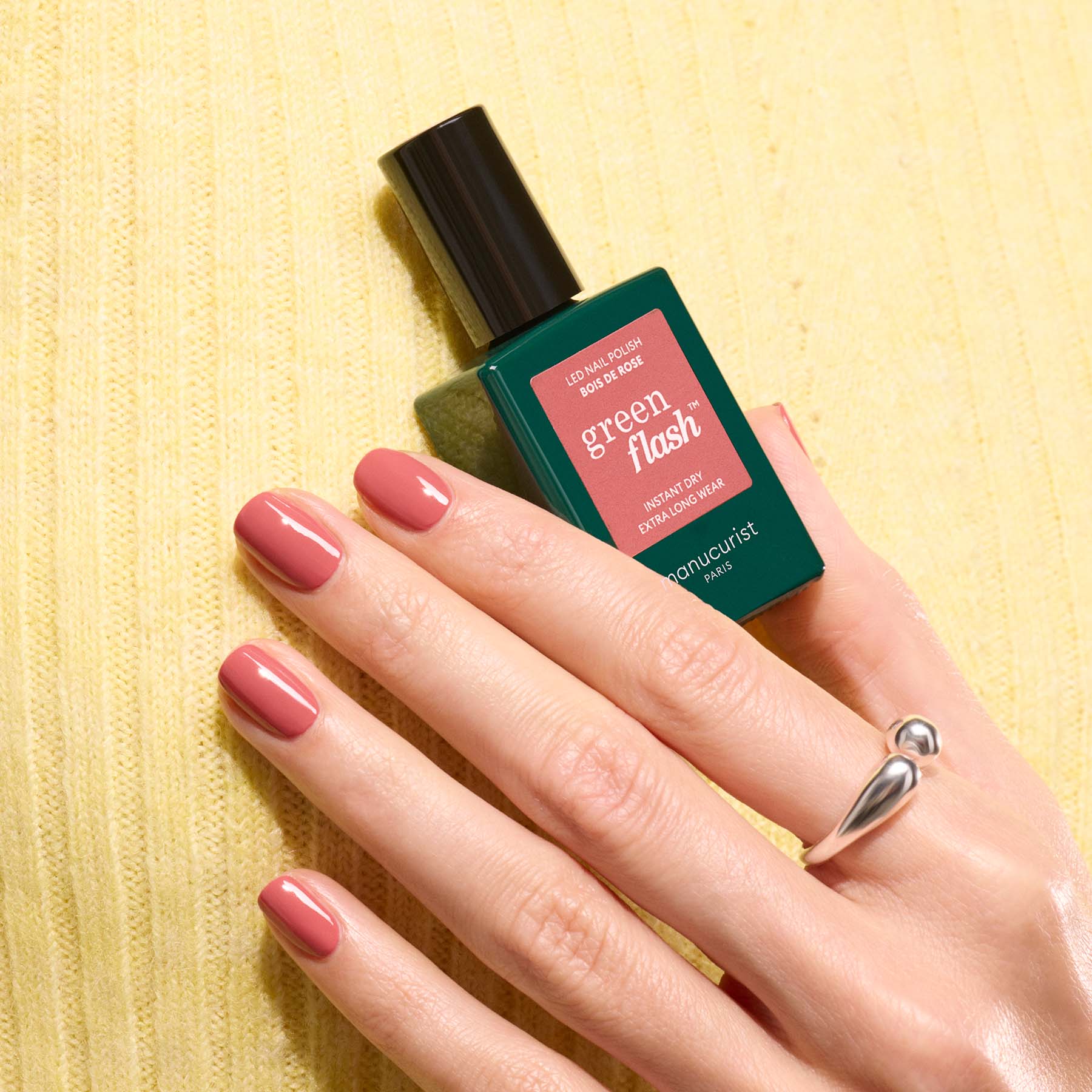 manucurist-green-flash-bois-de-rose-gel-nagellack-altrosa image 3