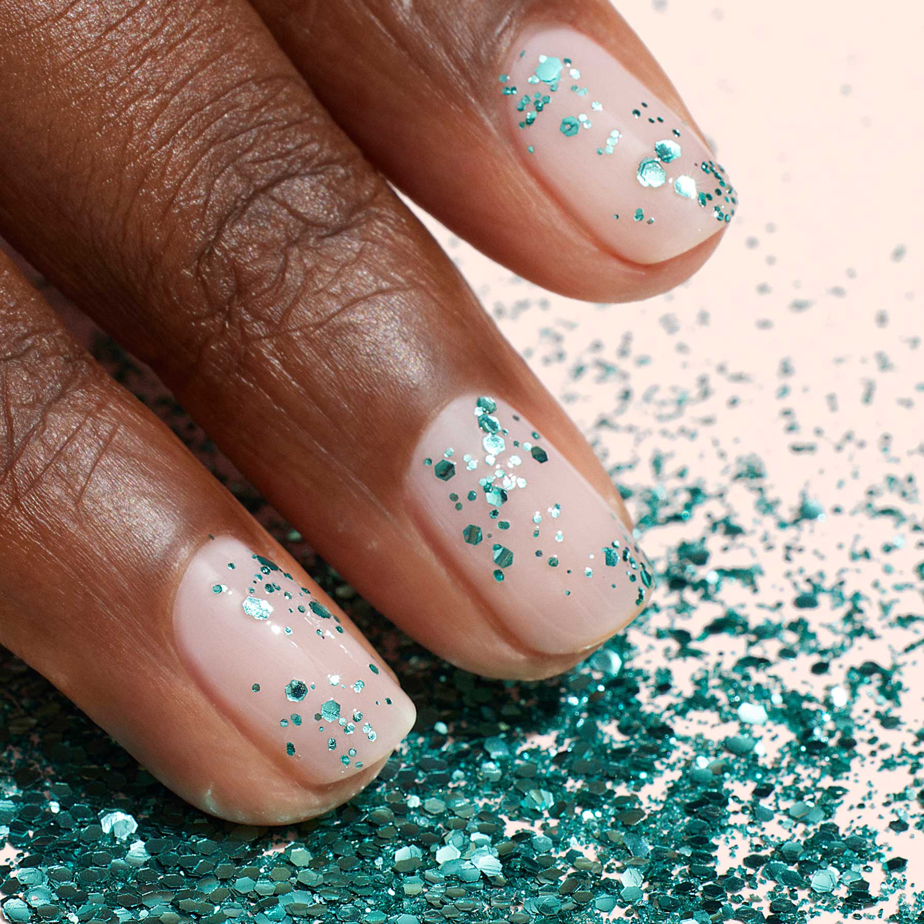 manucurist-biologisch-abbaubare-pailletten-t-rkis-nail-art-glitzer image 2