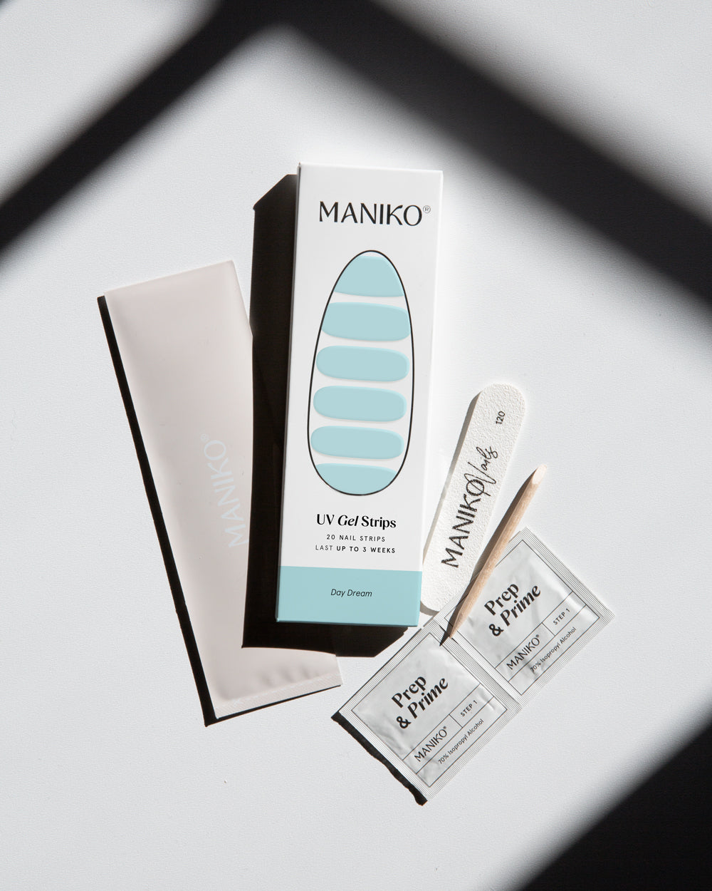 maniko-day-dream-uv-uv-gel-strips-pastellblau image 5