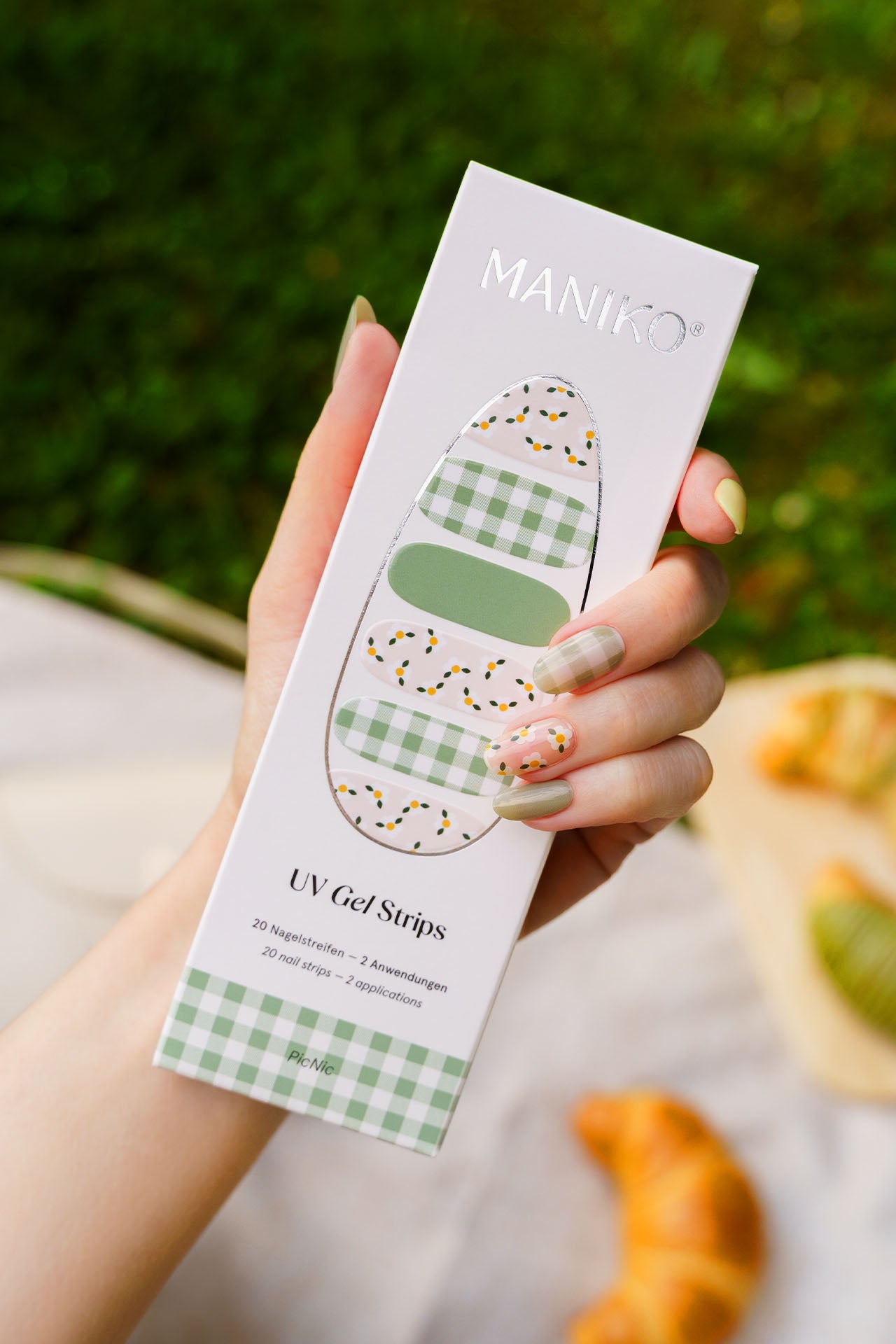 maniko-picnic-uv-gel-strips image 5