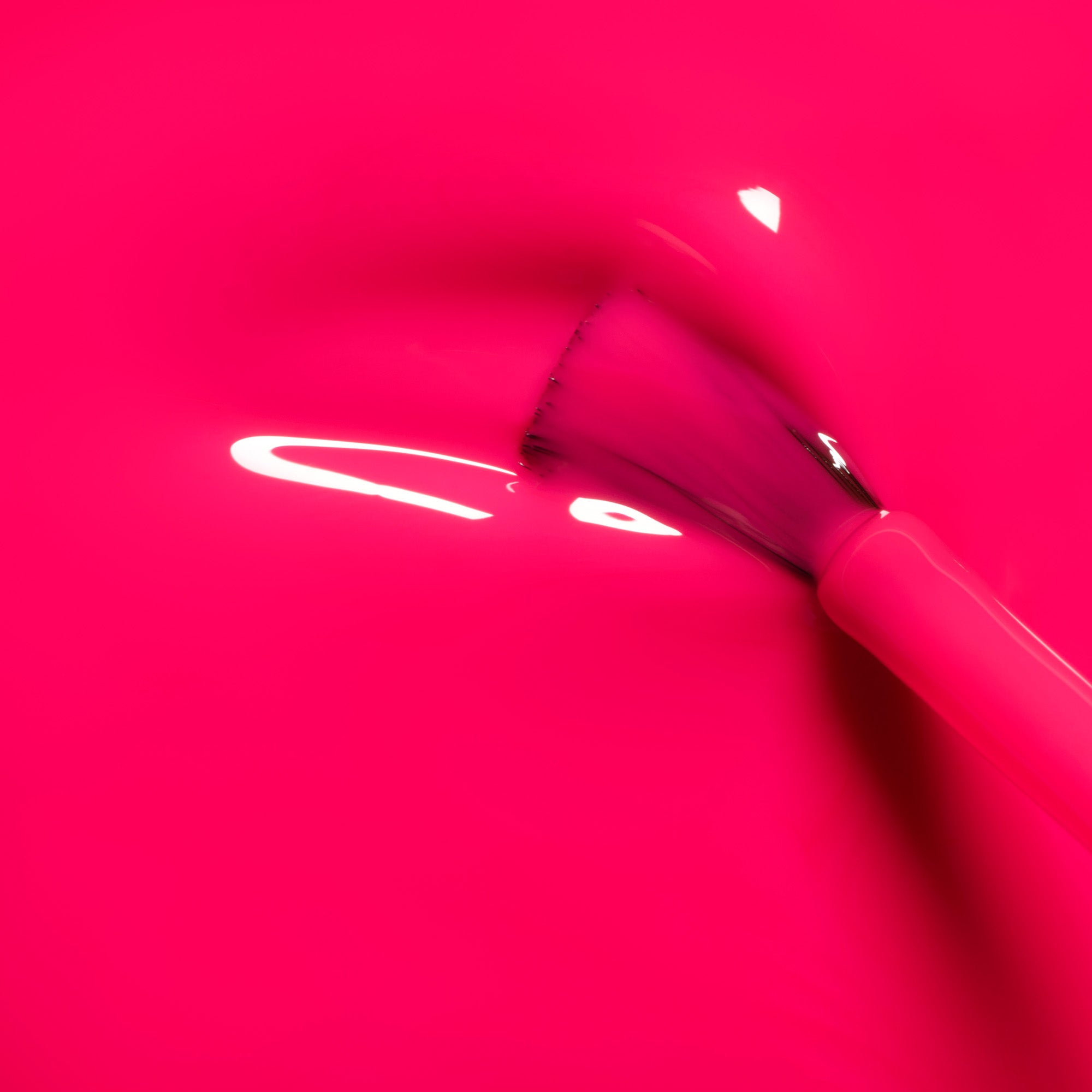 manucurist-green-neon-pink-klassischer-nagellack-neon-pink image 5
