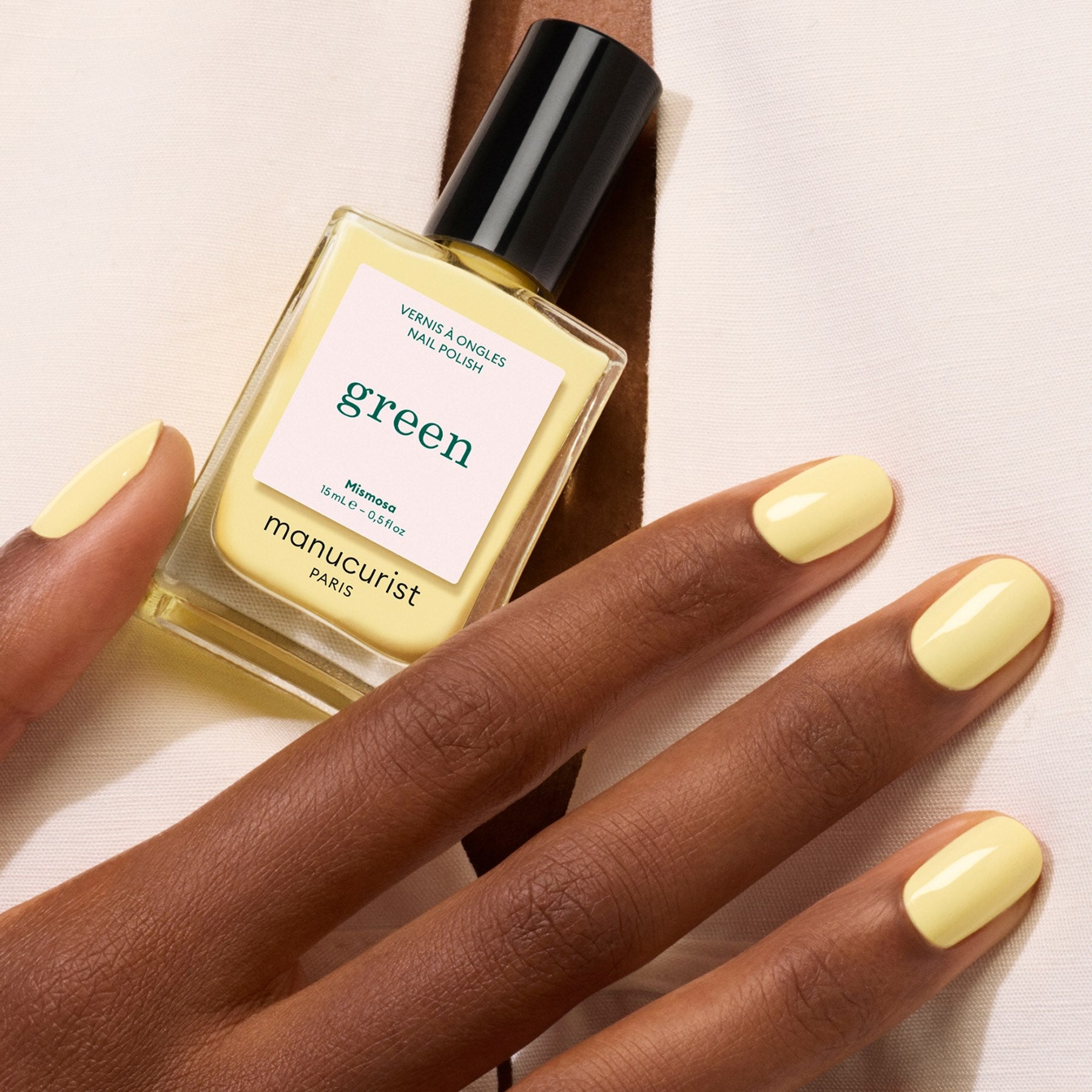 manucurist-green-mimosa-nagellack-pastellgelb image 5