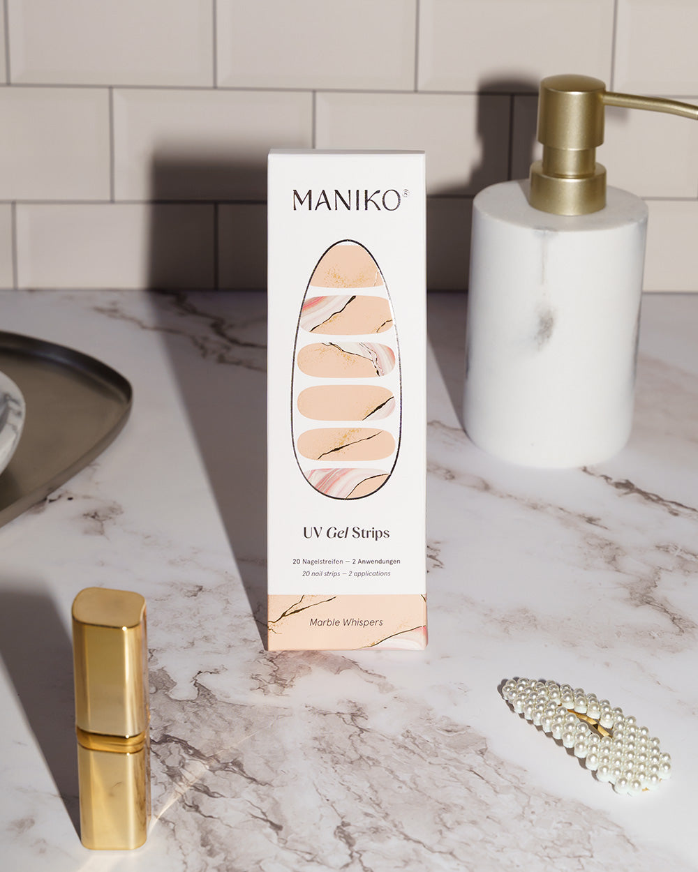 maniko-marble-whispers-uv-uv-gel-strips-marmor-gold-beige image 5