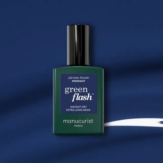 manucurist-green-flash-midnight-gel-nagellack-nachtblau image 1