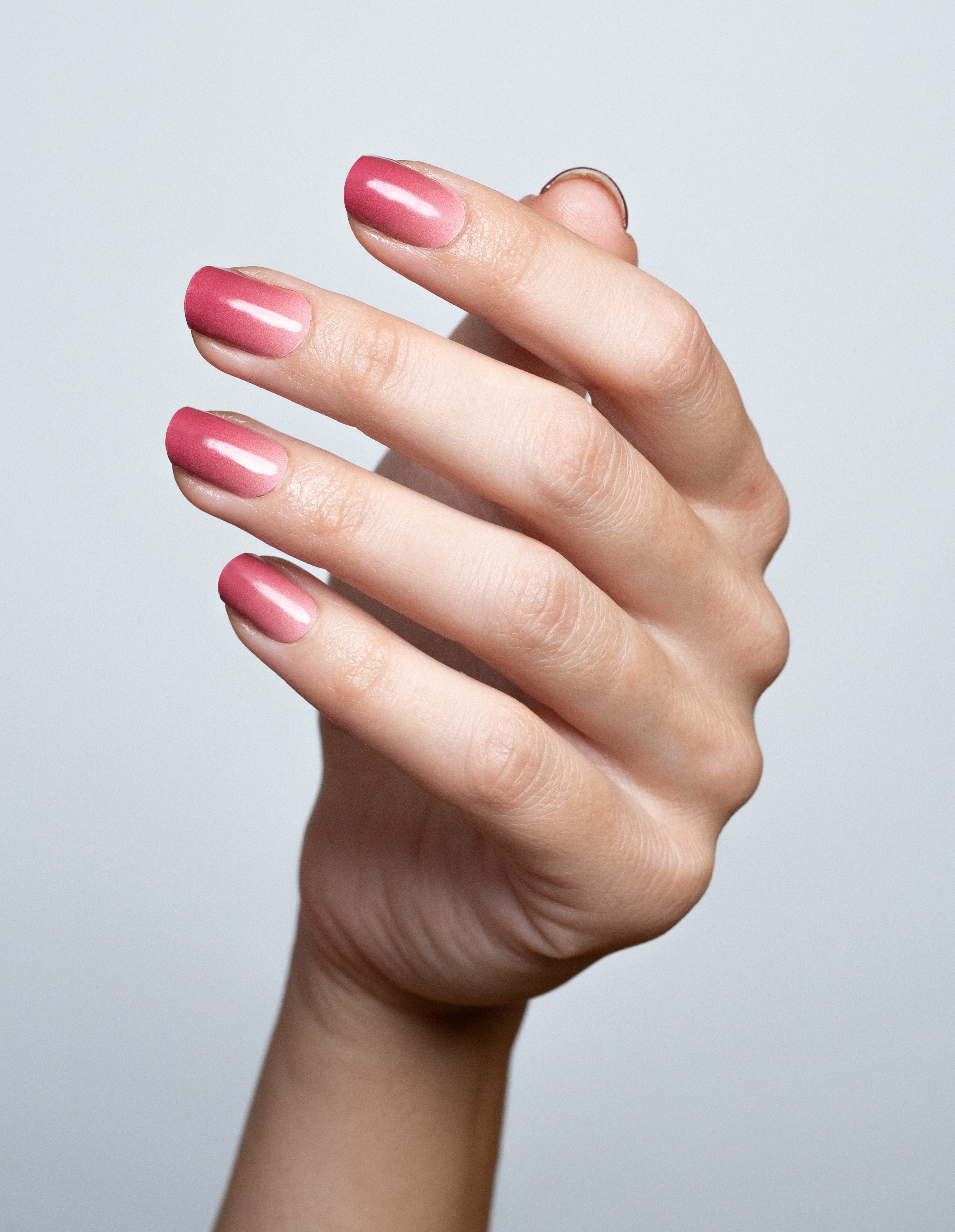 miss-sophie-pink-ombre-nagelfolien-verlauf image 2