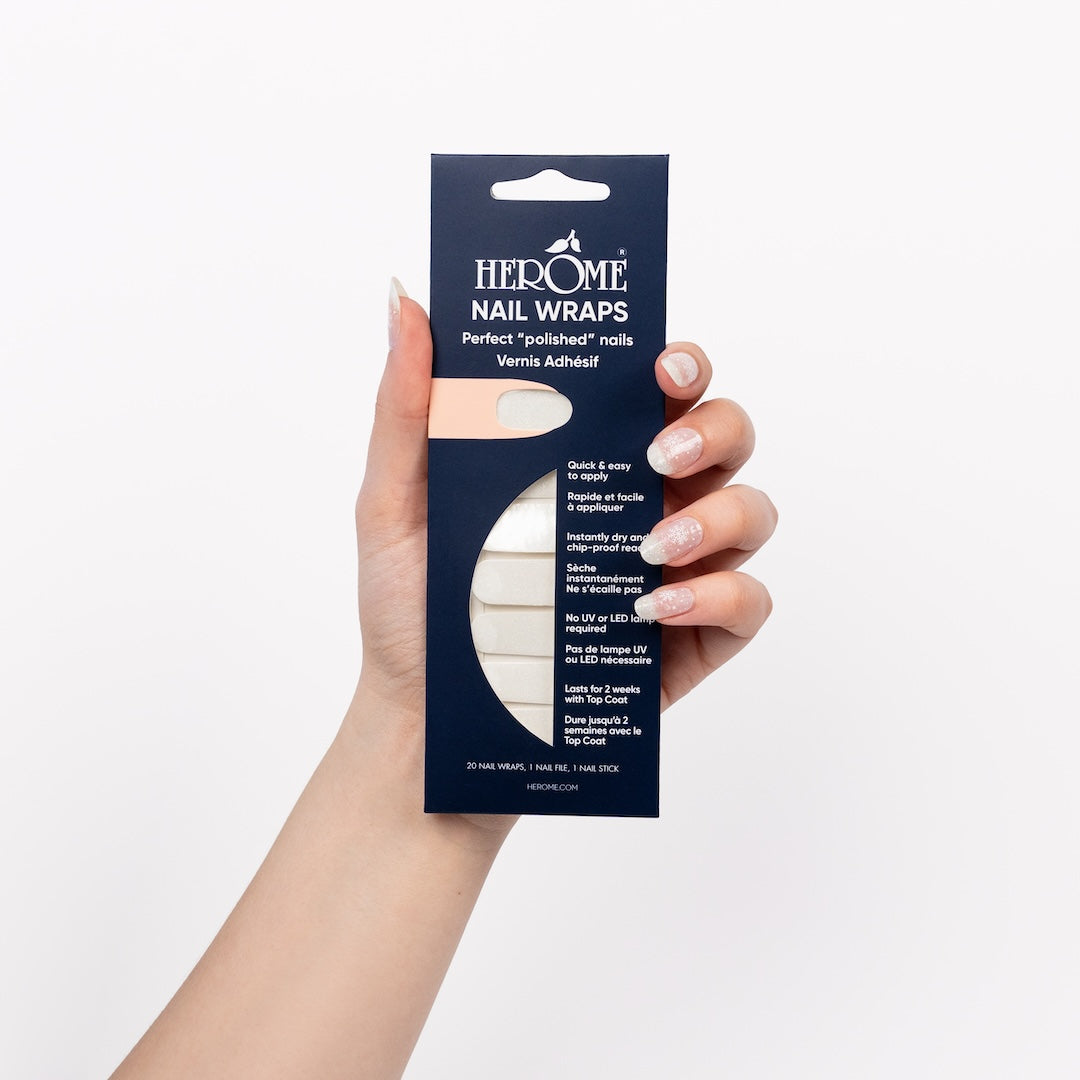 her-me-nagelfolien-frostige-schneeflocken-nail-wraps image 2