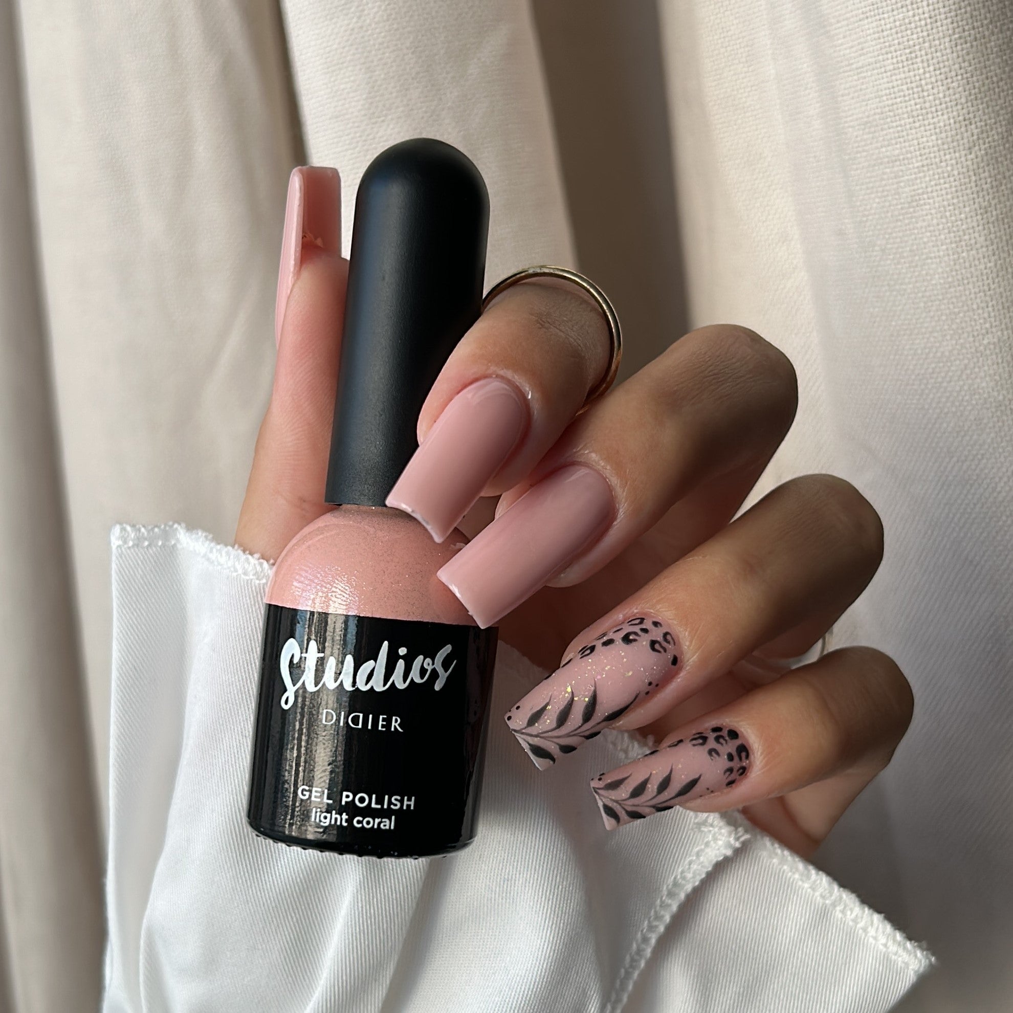 didier-lab-studios-didier-uv-nagellack-light-coral-hema-tpo-frei-8-ml image 2