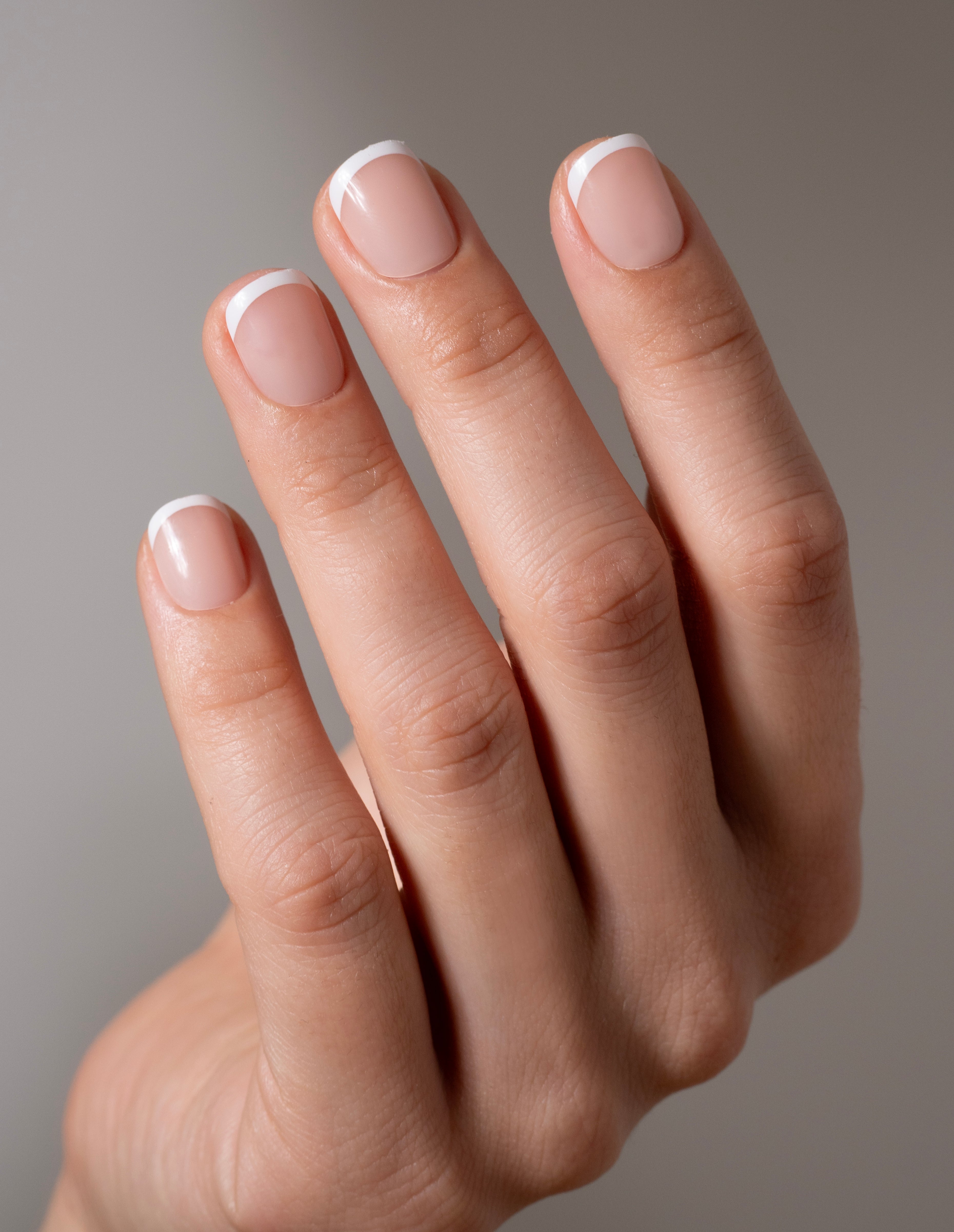 miss-sophie-french-tips-press-on-nails-extra-short-square image 3