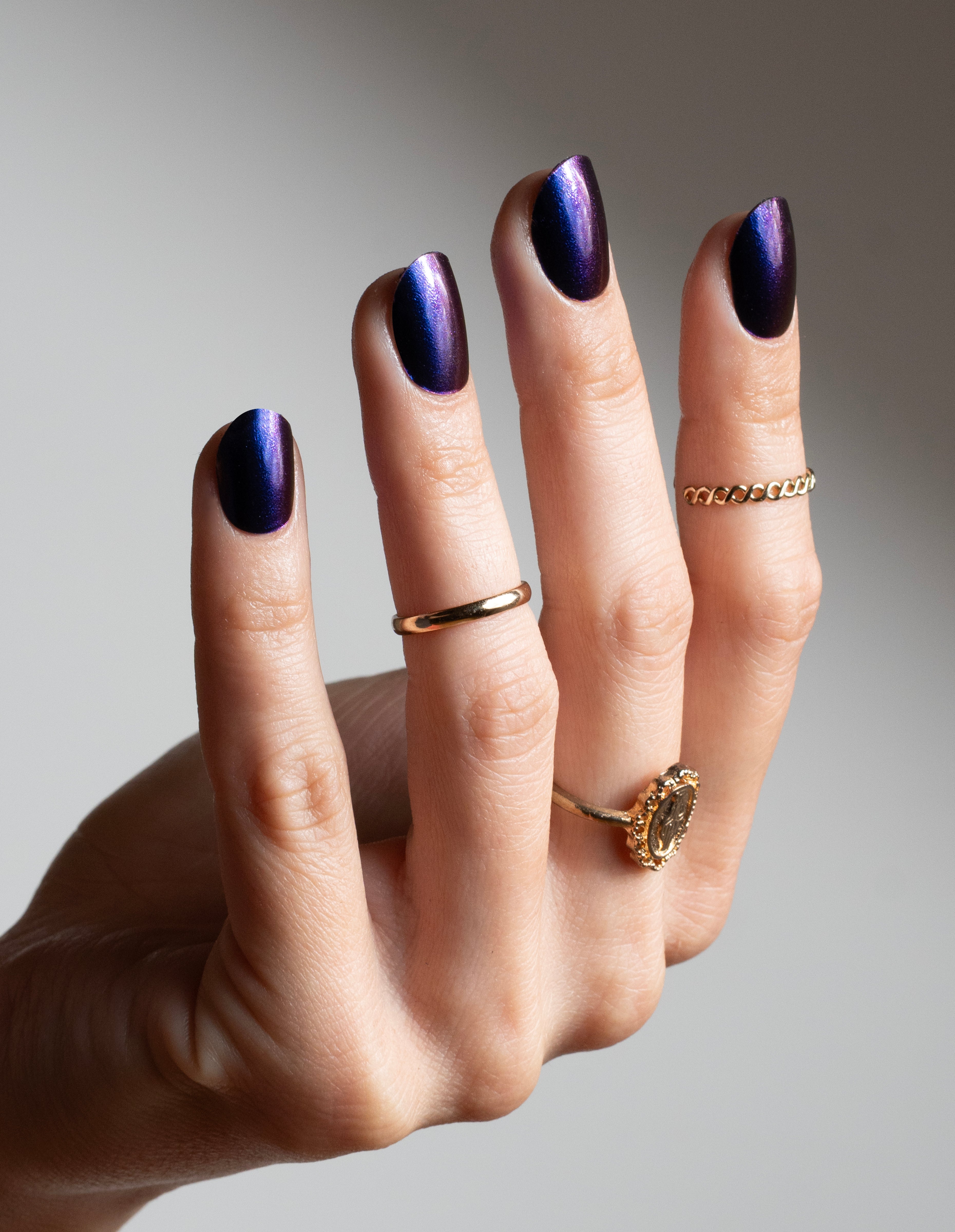 miss-sophie-purple-chrome-uv-gel-wraps image 3